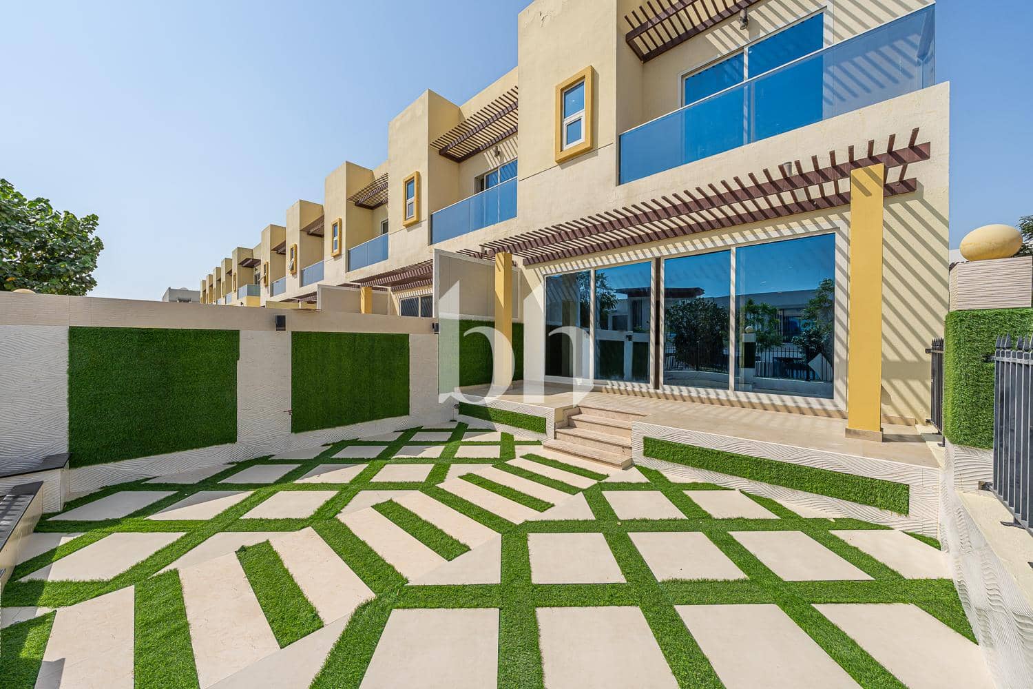 3 Bedroom Townhouse in Al Furjan West - photo 2