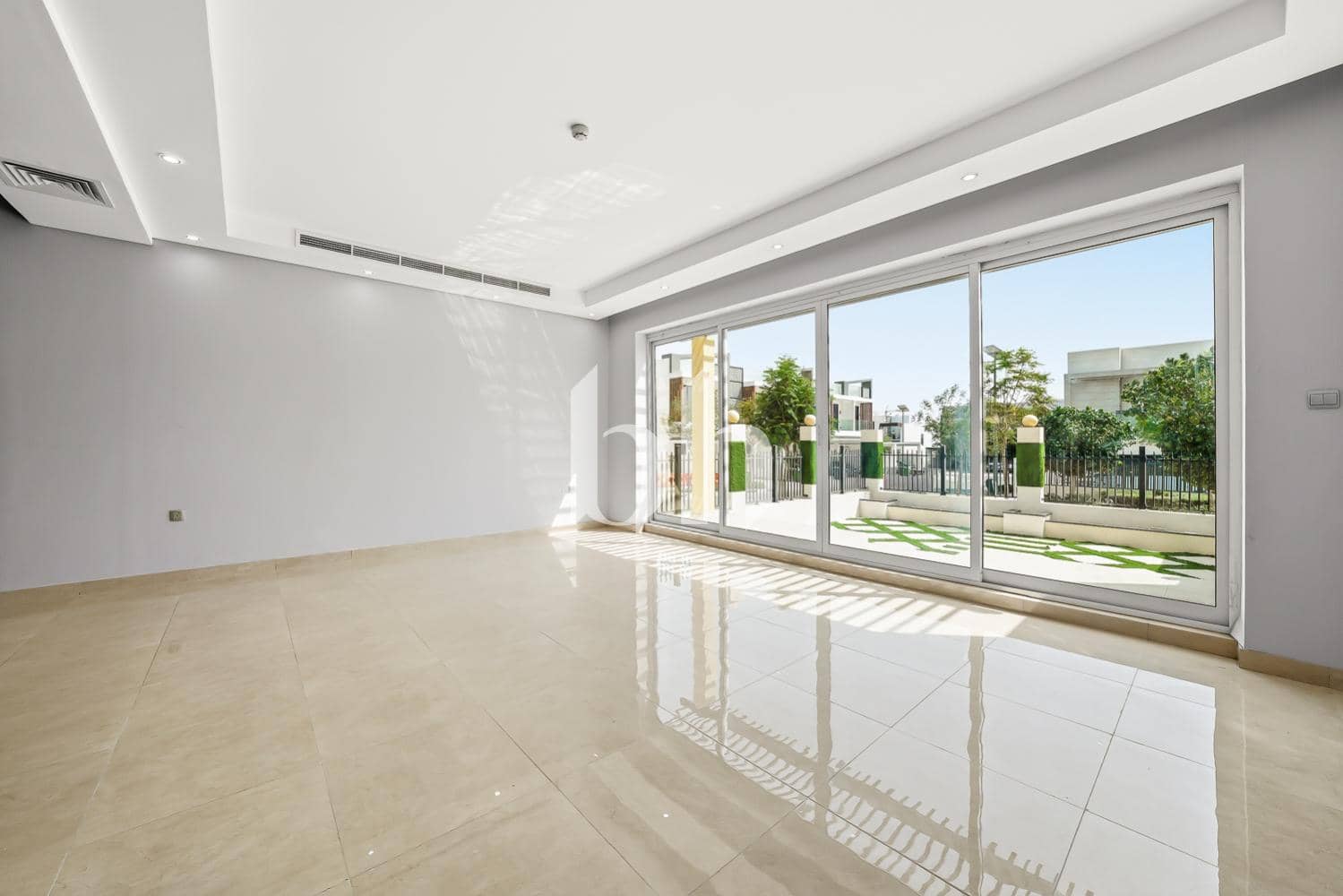 3 Bedroom Townhouse in Al Furjan West - photo 1