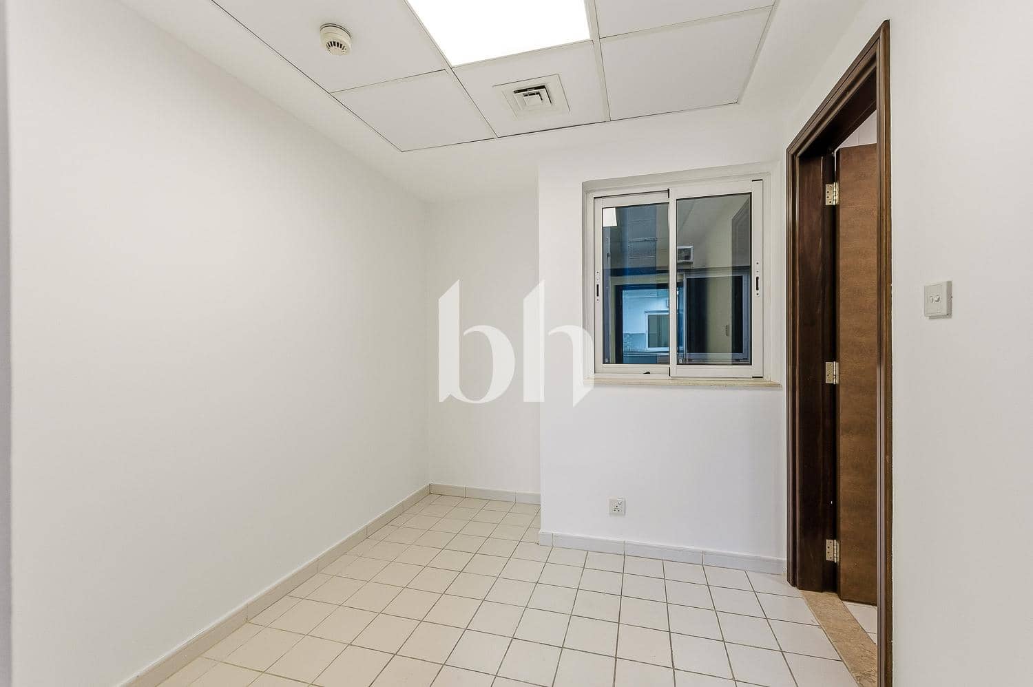 2 Bedroom Apartment in Al Badia Residence Building 21 - photo 2