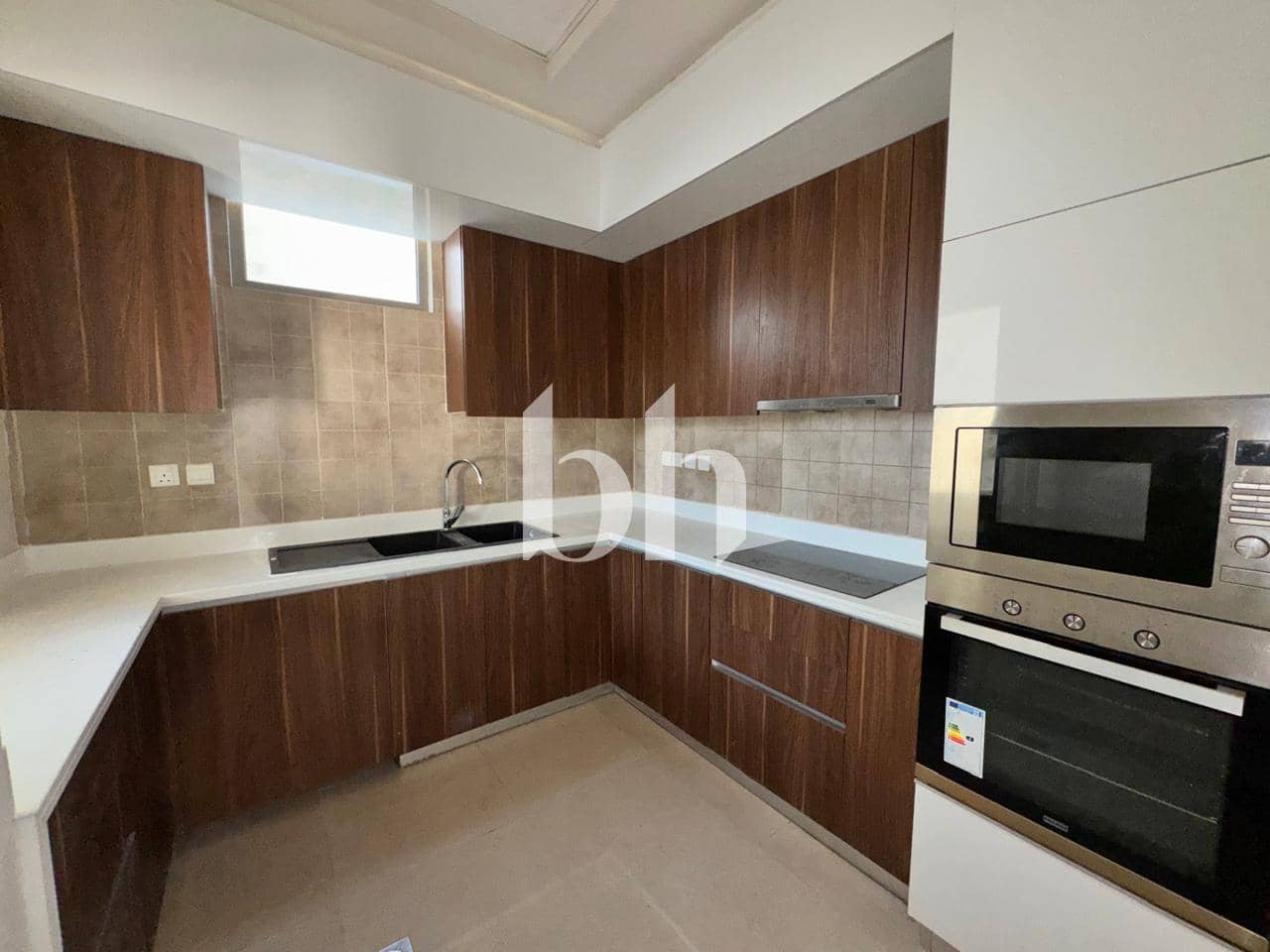 3 Bedroom Townhouse in Murano Townhouses - photo 2