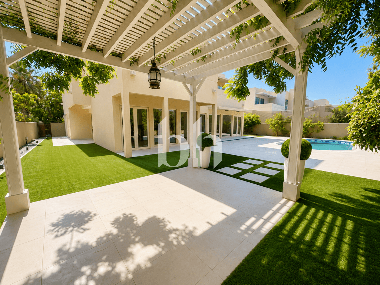 5 Bedroom Villa in Saheel - photo 2