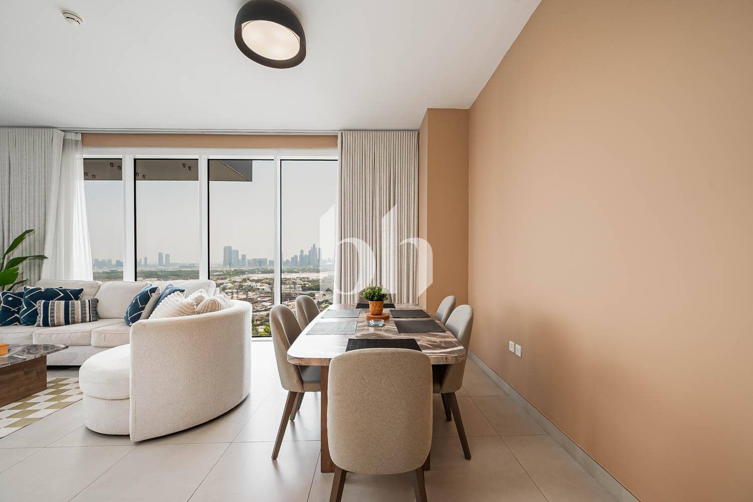 3 Bedroom Apartment in 1 Residences - 2 - photo 1