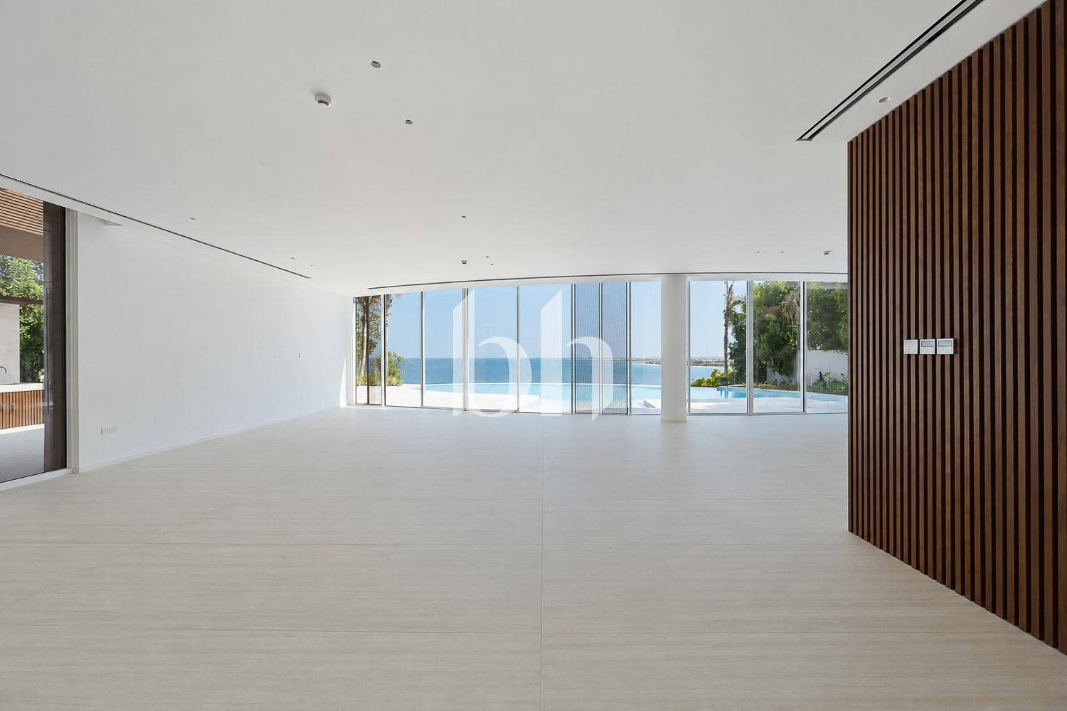 6 Bedroom Villa in Zuha Island Villas - photo 2