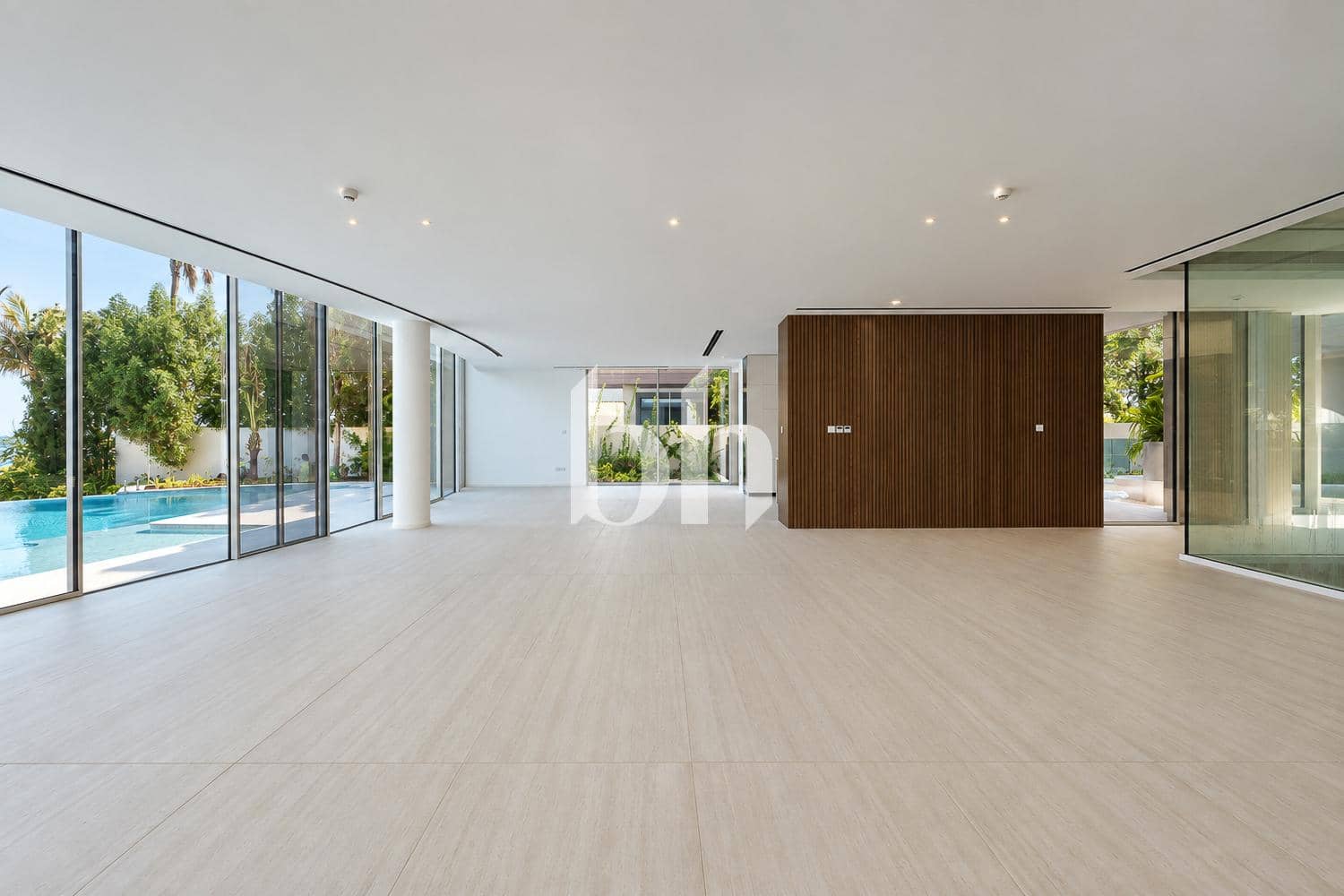 6 Bedroom Villa in Zuha Island Villas - photo 1