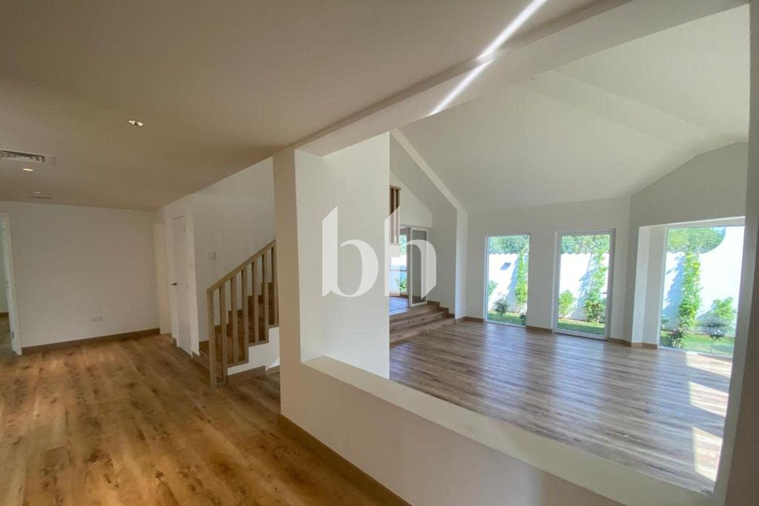 2 Bedroom Villa in Al Safa 1 - photo 2
