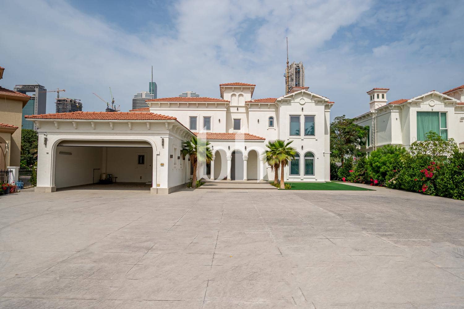 5 Bedroom Villa in Master View