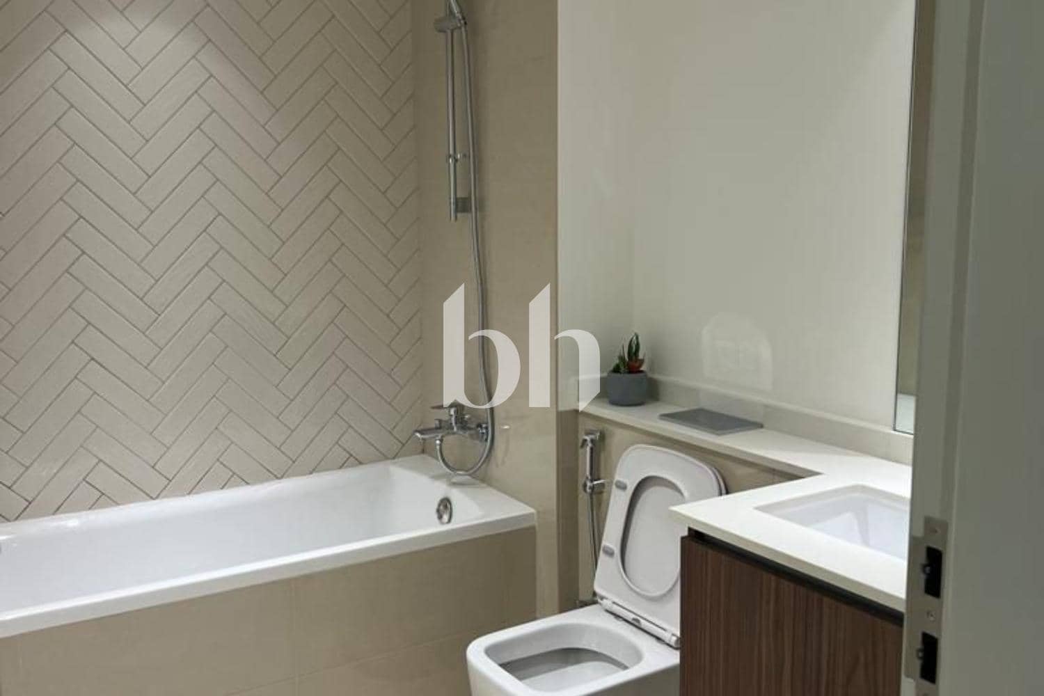 1 Bedroom Apartment in Zohour 2 - photo 2