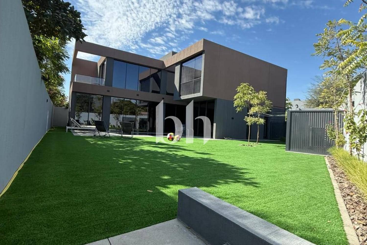4 Bedroom Villa in Kaya