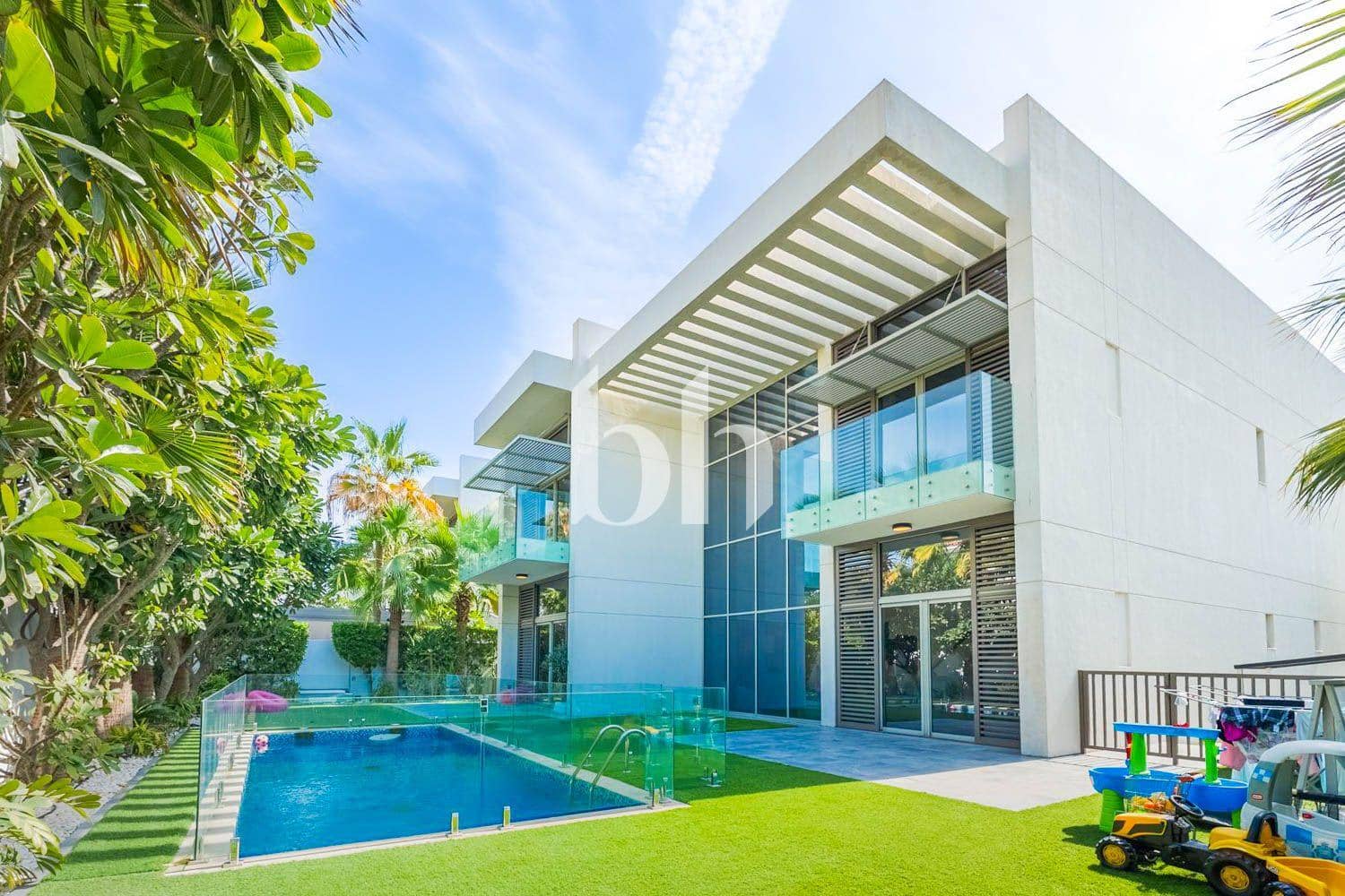 4 Bedroom Villa in District One Villas - photo 2