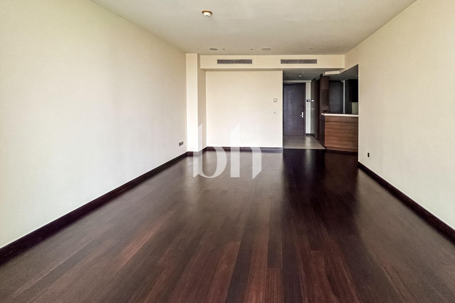 1 Bedroom Apartment in Burj Khalifa - photo 2