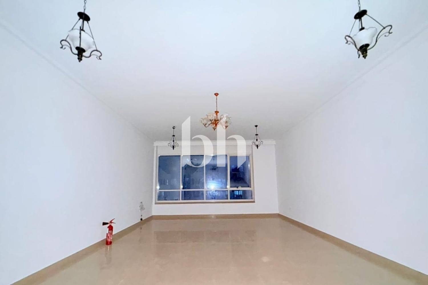2 Bedroom Apartment in Al Muhannad Tower - photo 2
