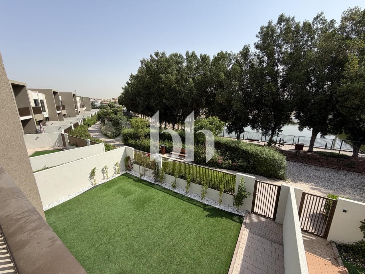 4 Bedroom Townhouse in La Violeta 1 - photo 1