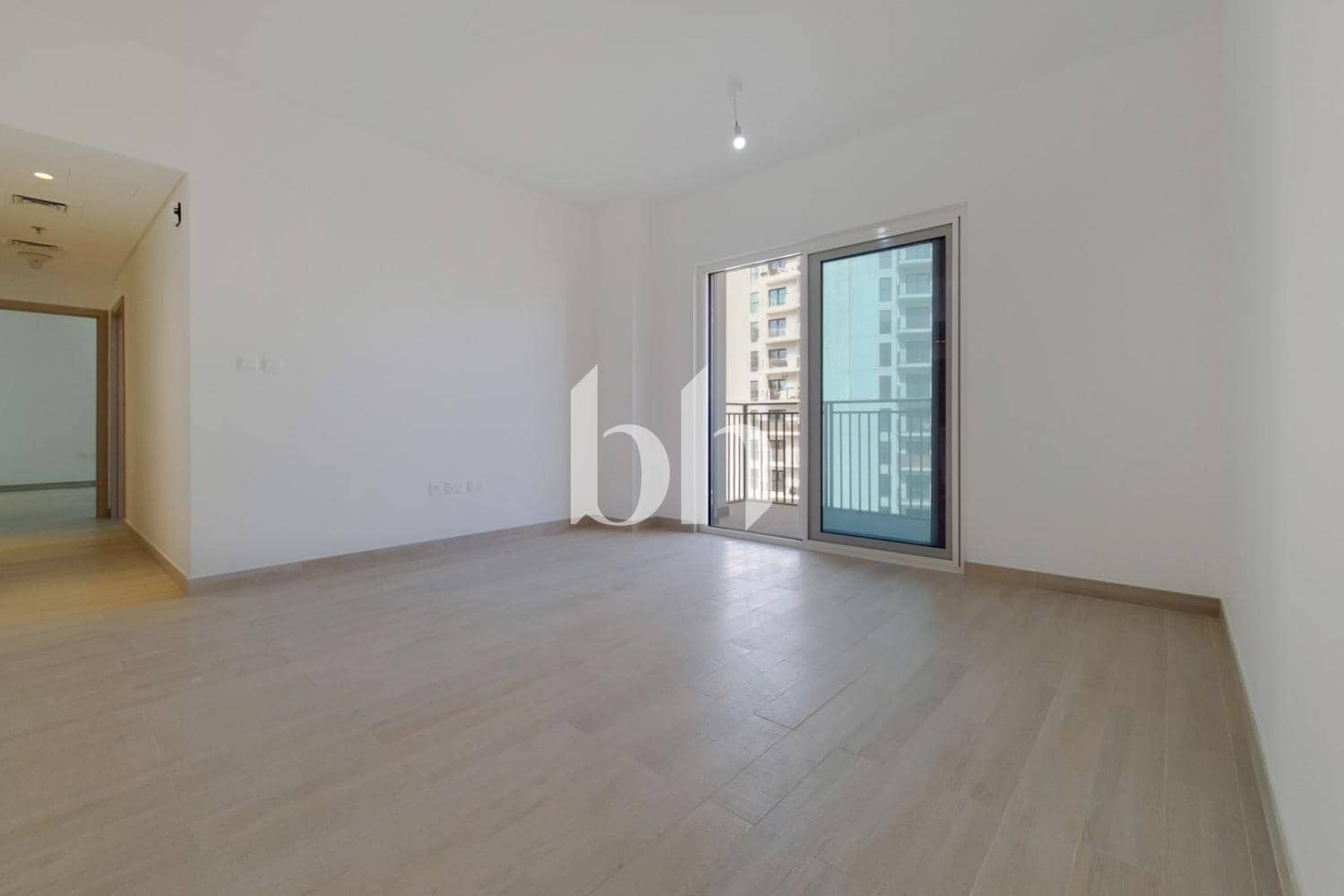 2 Bedroom Apartment in Waters Edge - photo 2