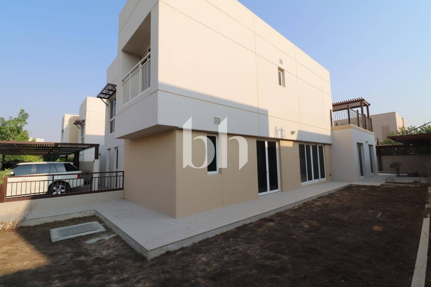 5 Bedroom Villa in Al Zahia 2 - photo 1