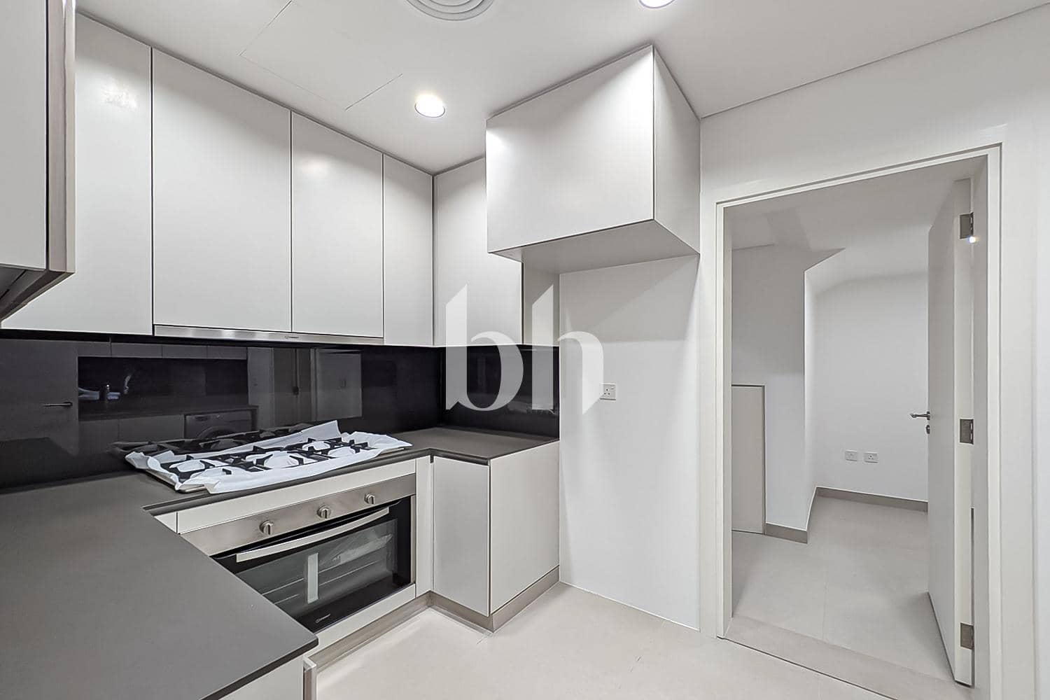 2 Bedroom Townhouse in Robinia - photo 2