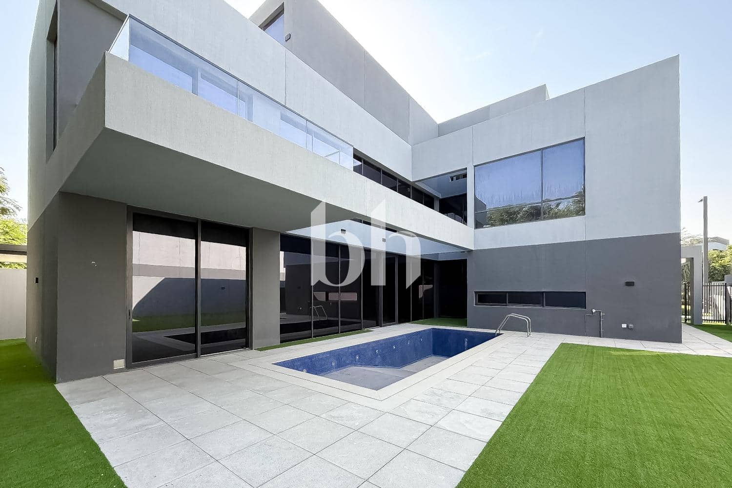 5 Bedroom Villa in Azalea - photo 1