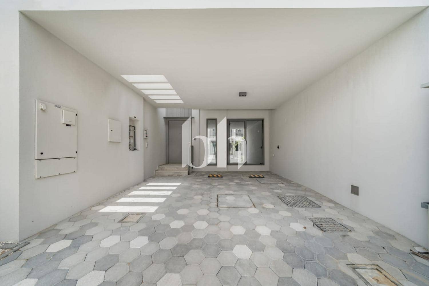 2 Bedroom Townhouse in MAG Eye - photo 1