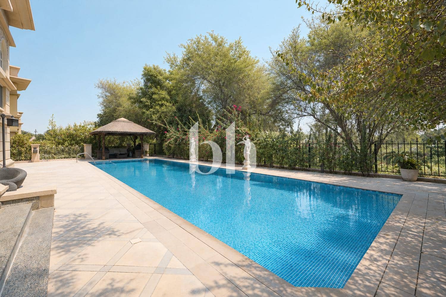 4 Bedroom Villa in Garden Hall - photo 2