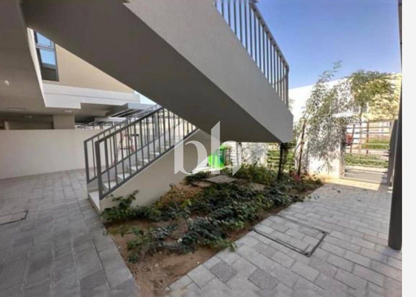 3 Bedroom Apartment in Al Zahia Garden Apartments - photo 2
