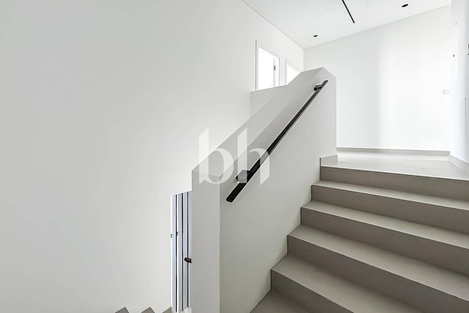 4 Bedroom Townhouse in Sequoia - photo 2