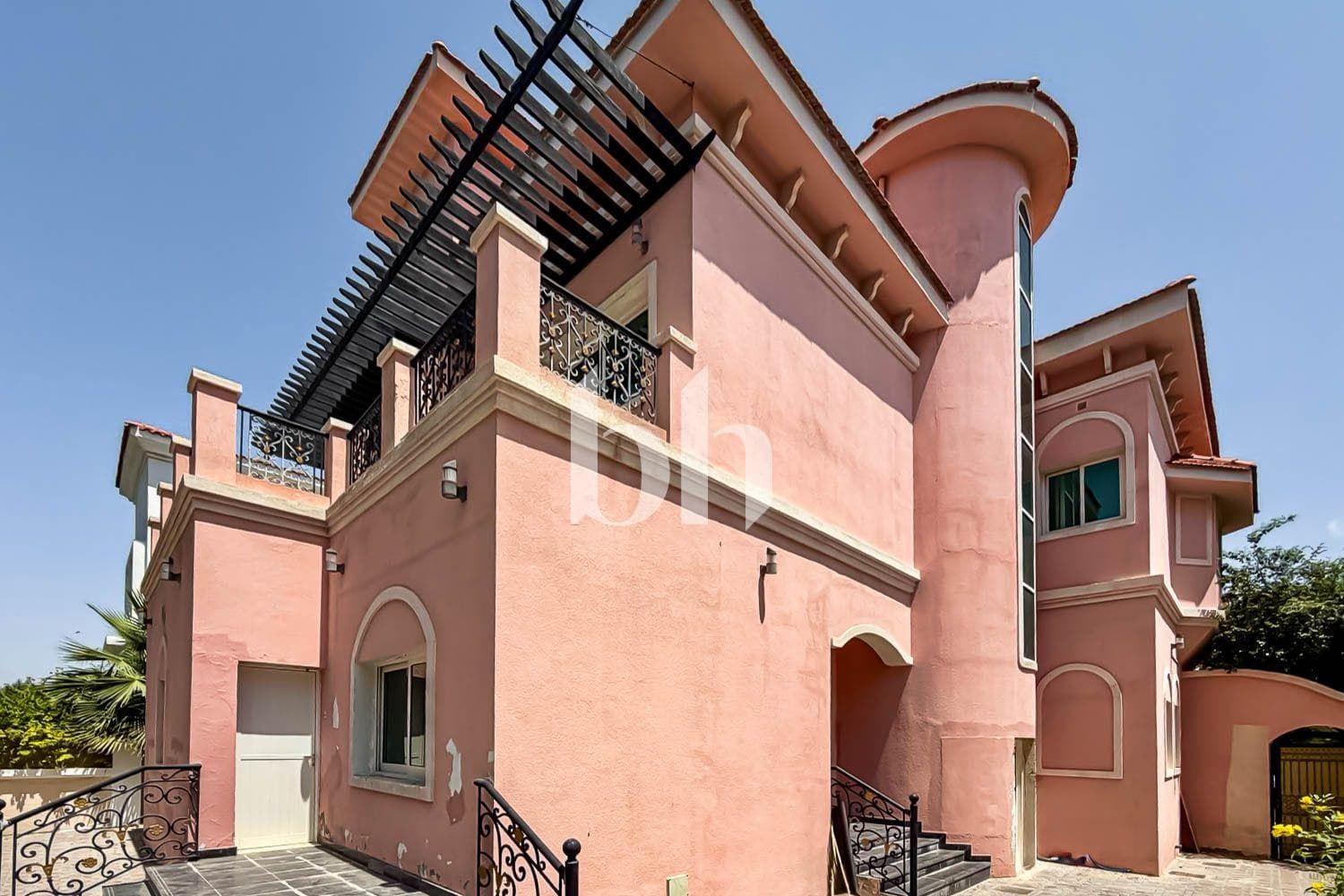 6 Bedroom Villa in Courtyard CA5 - photo 2