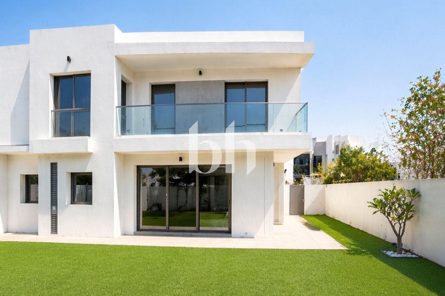 4 Bedrooms Villa in Redwoods