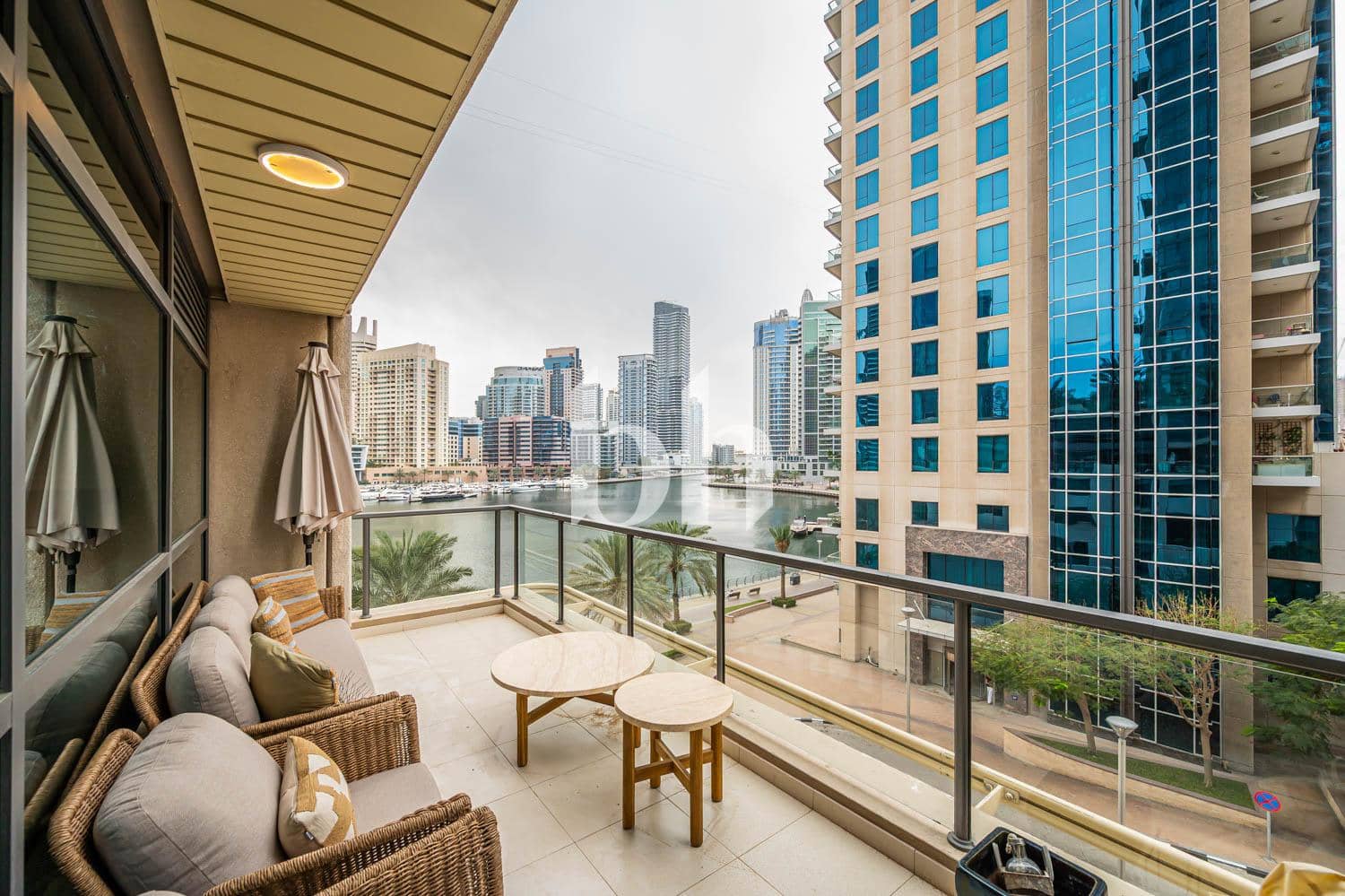 2 Bedroom Apartment in Al Sahab Villas - photo 2
