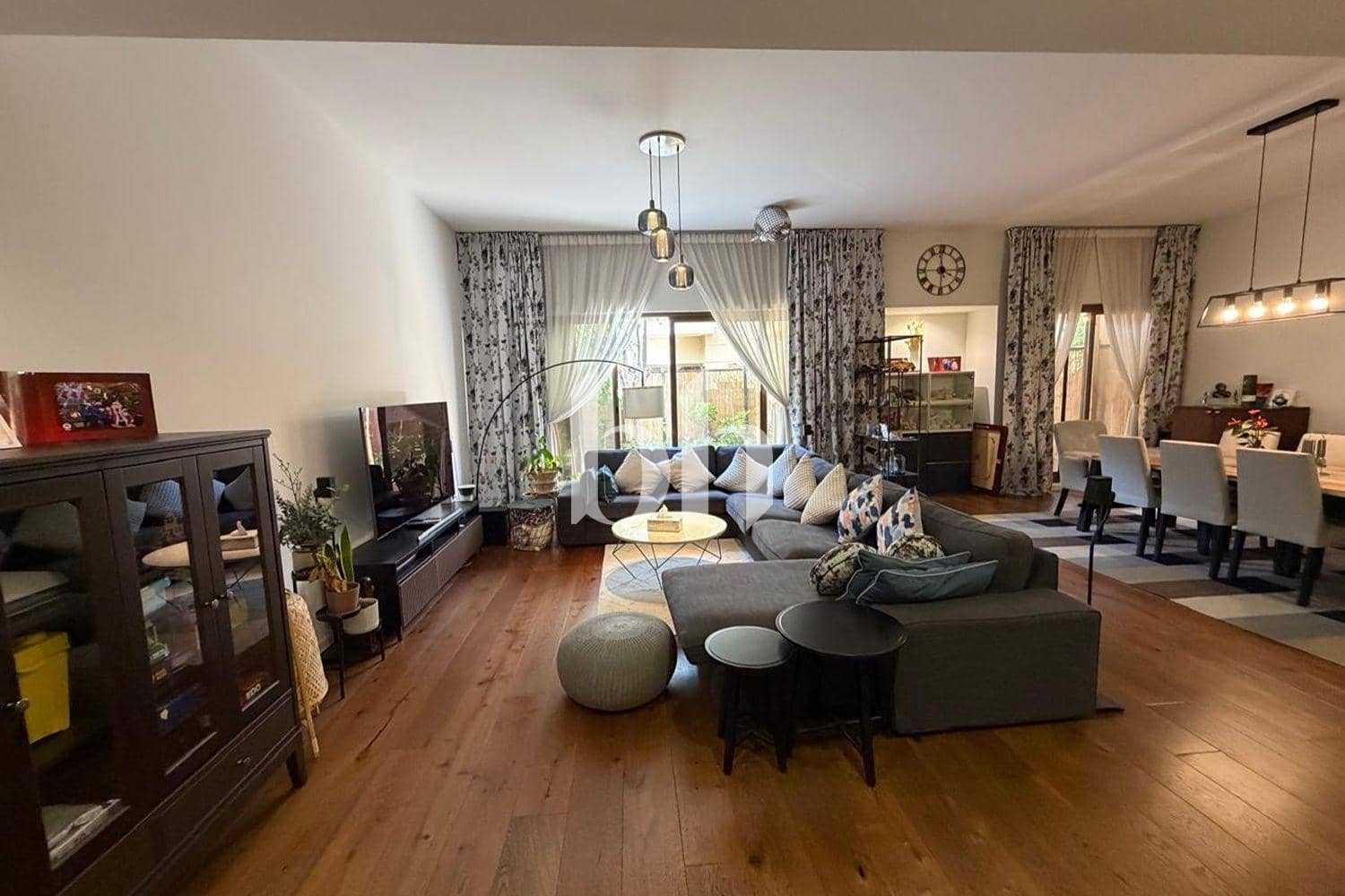 4 Bedroom Townhouse in Al Garhoud Villas