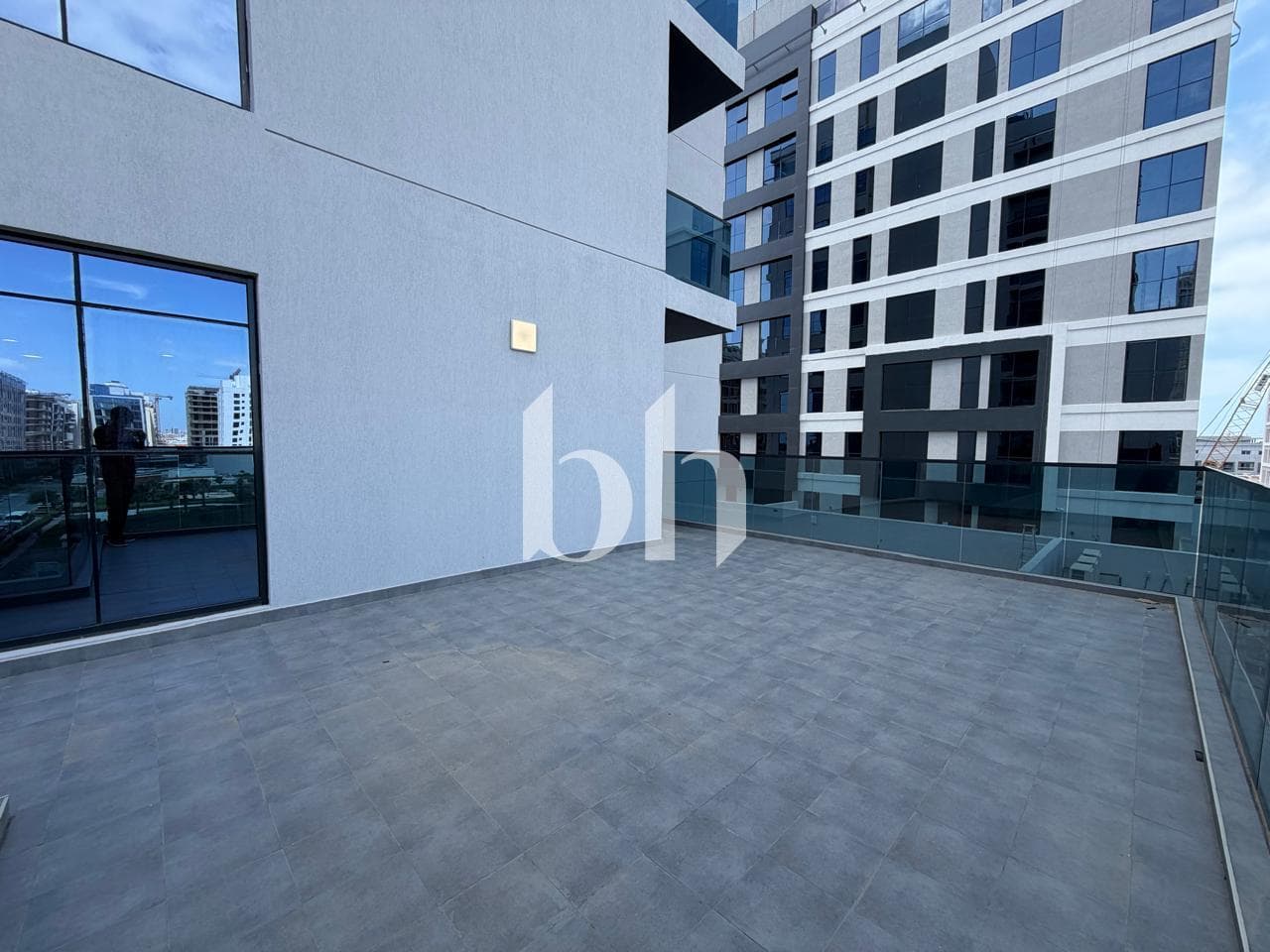 1 Bedroom Apartment in Karimian 3