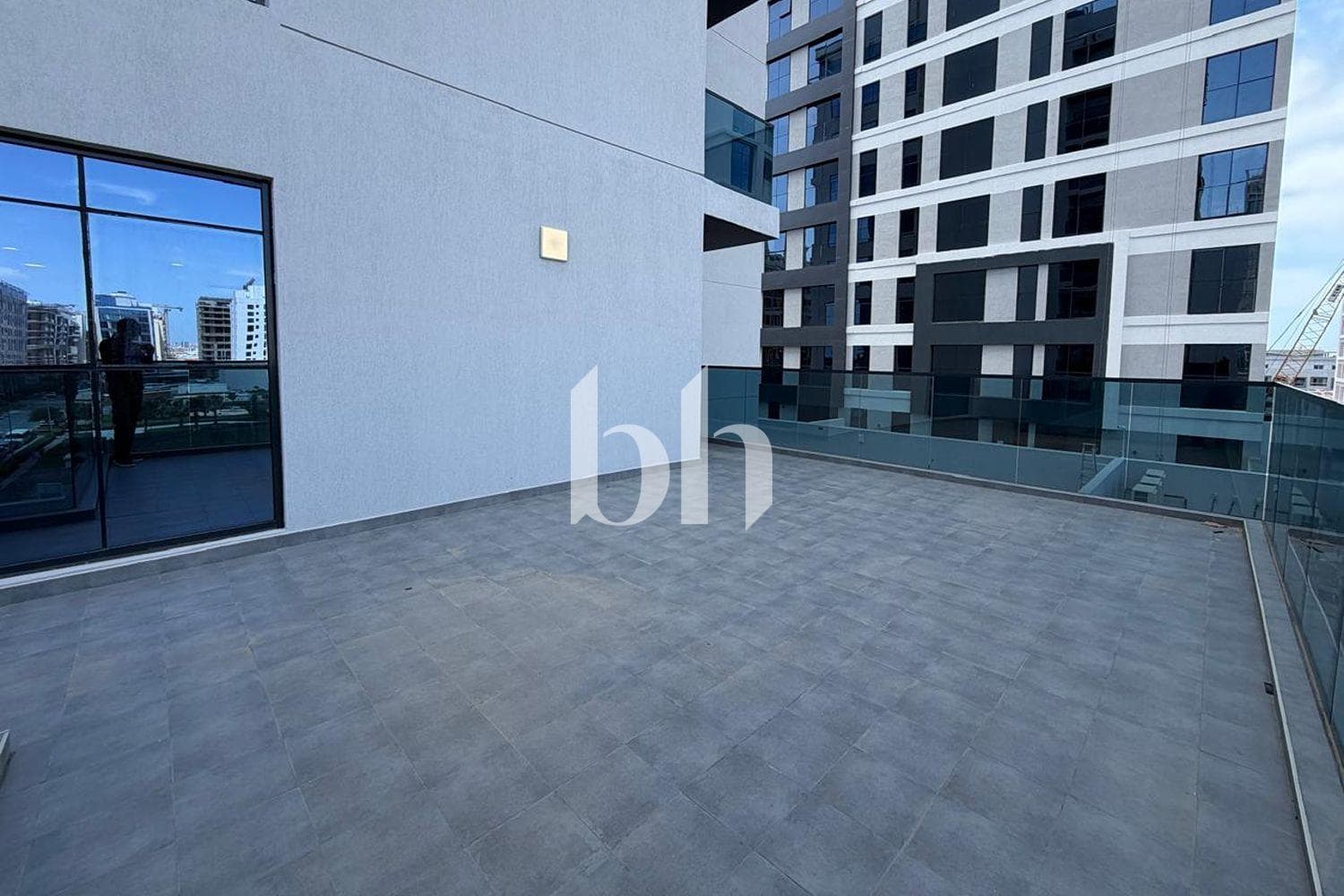 2 Bedrooms Apartment in Karimian 3 - photo 2