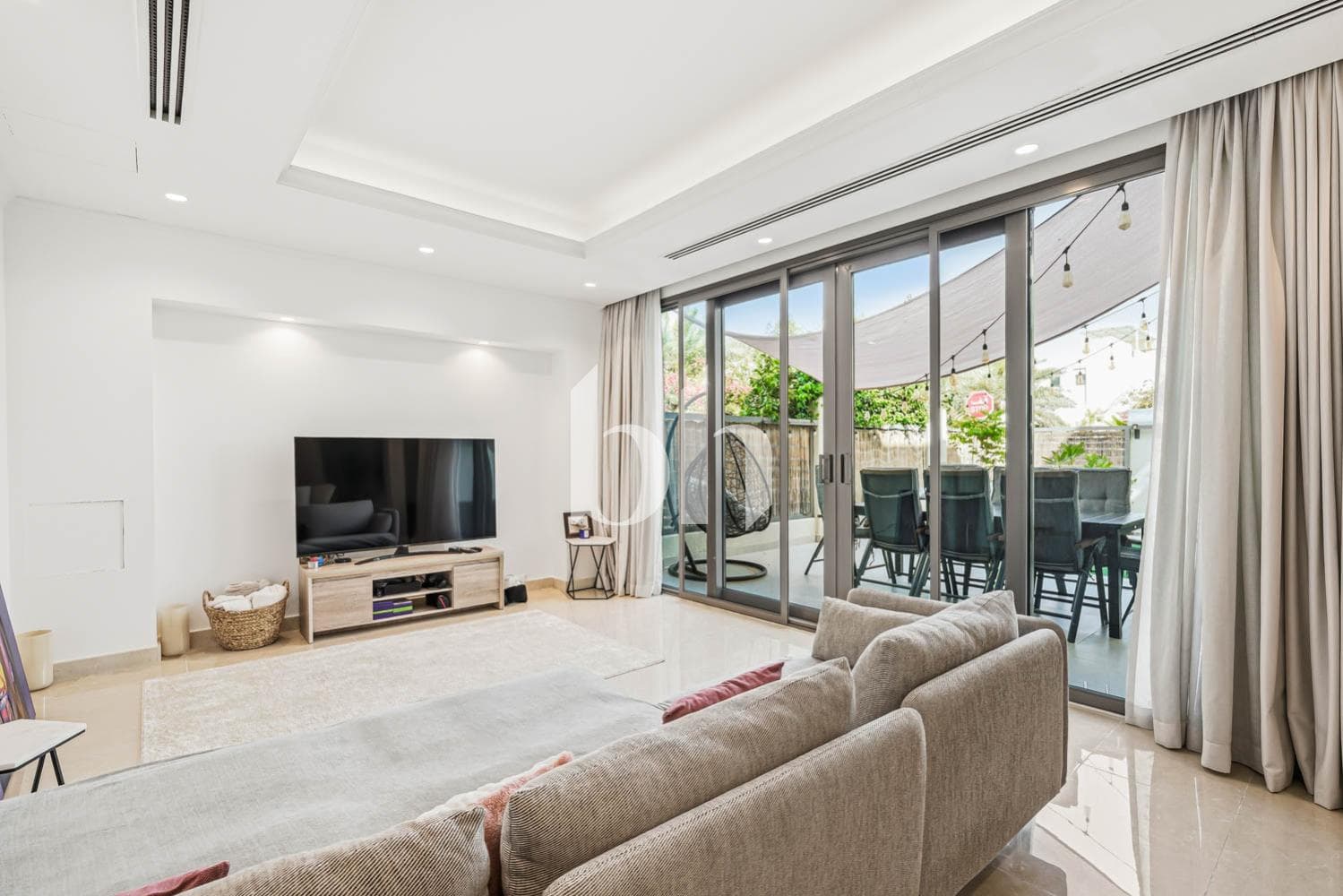 3 Bedrooms Townhouse in Cluster 4 - photo 2