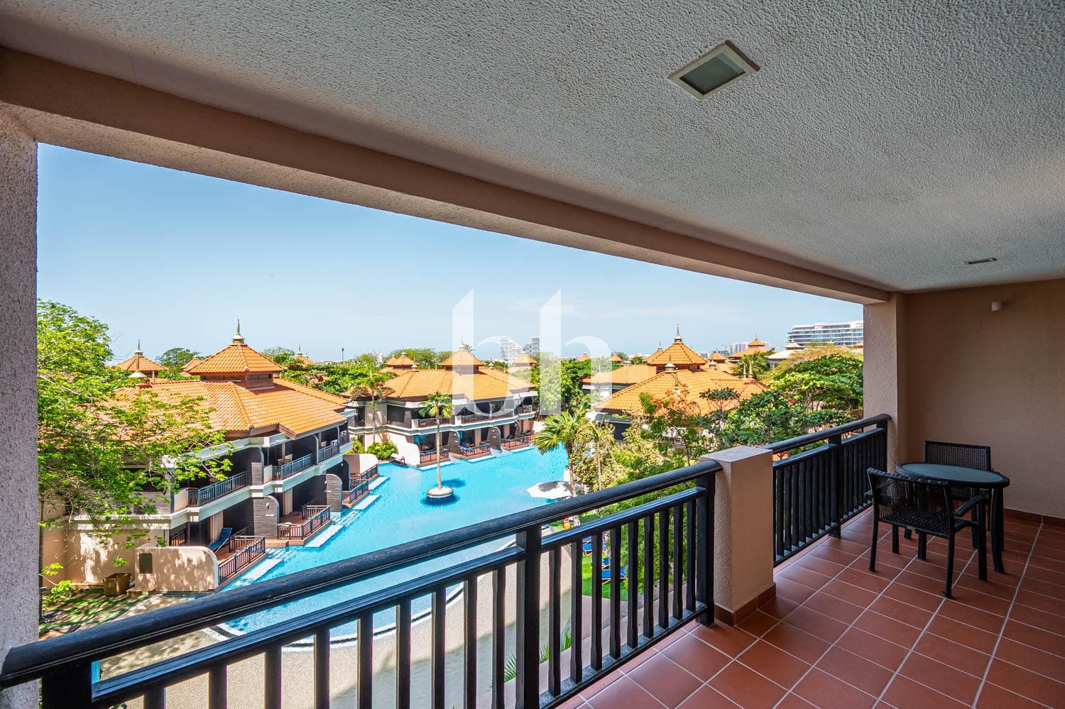 1 Bedroom Apartment in Royal Amwaj Residence South