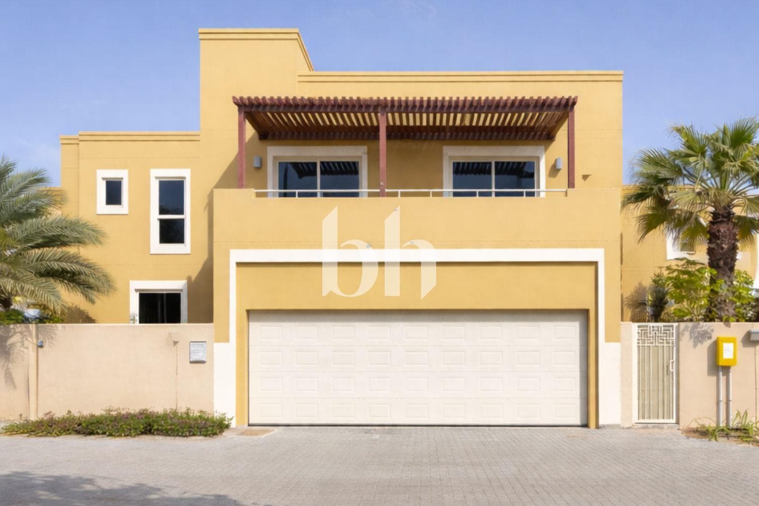 5 Bedroom Villa in Lehweih Community