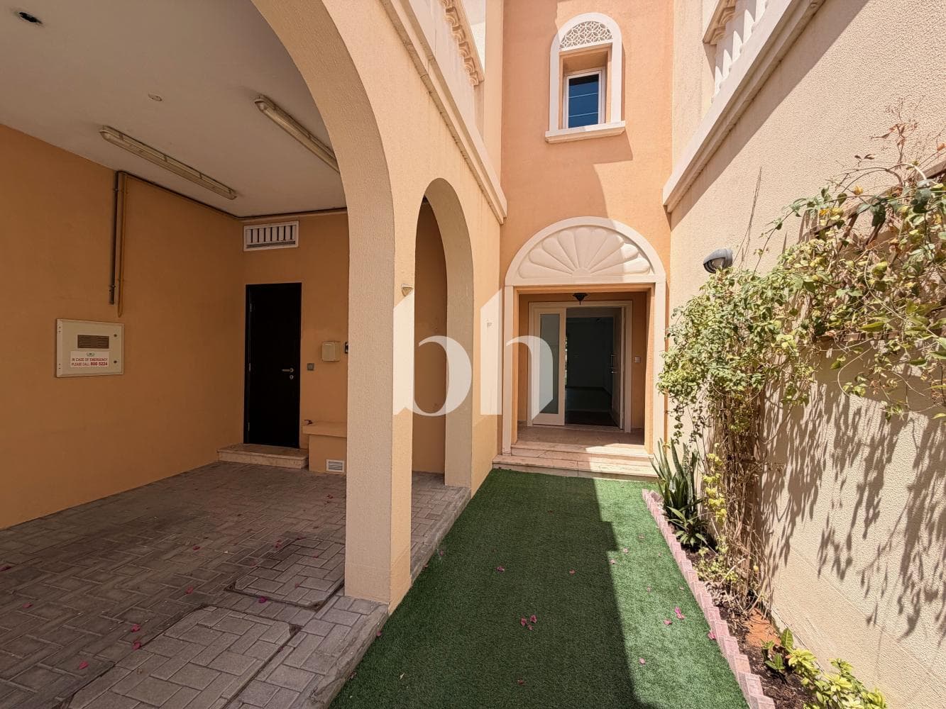 2 Bedrooms Townhouse in District 4C - photo 1