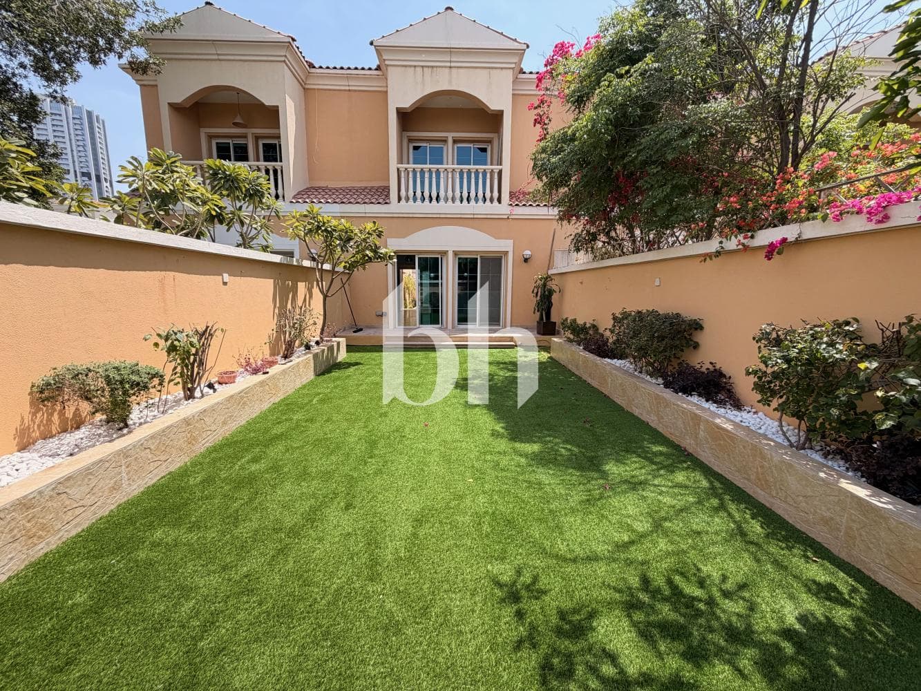 2 Bedrooms Townhouse in District 4C