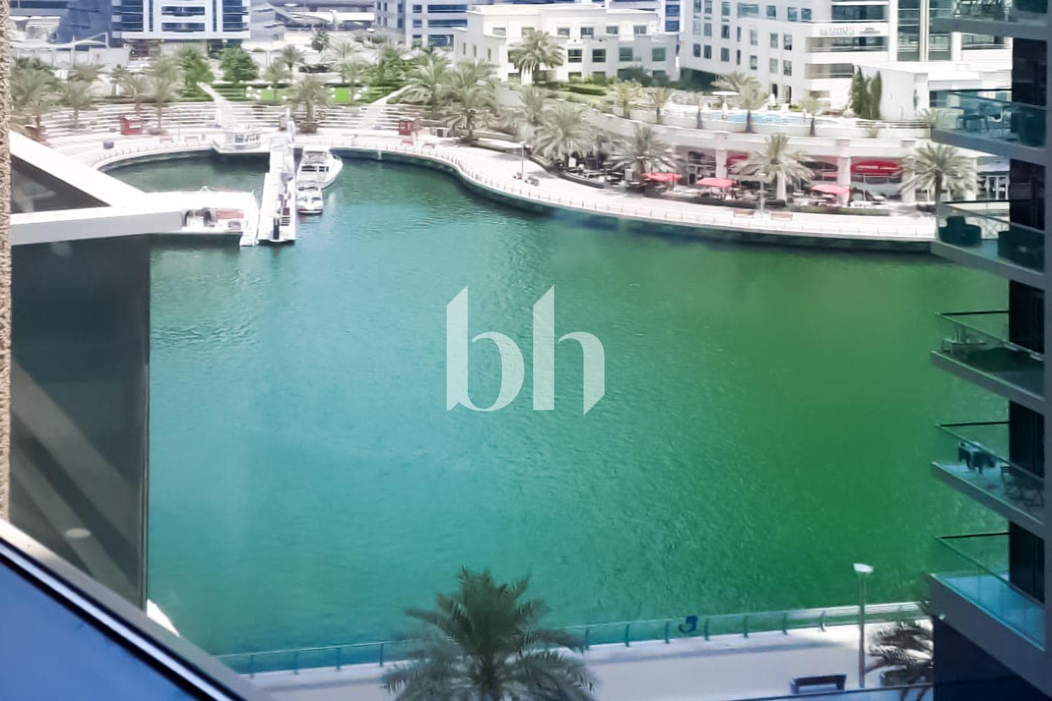 2 Bedrooms Apartment in Marina Tower