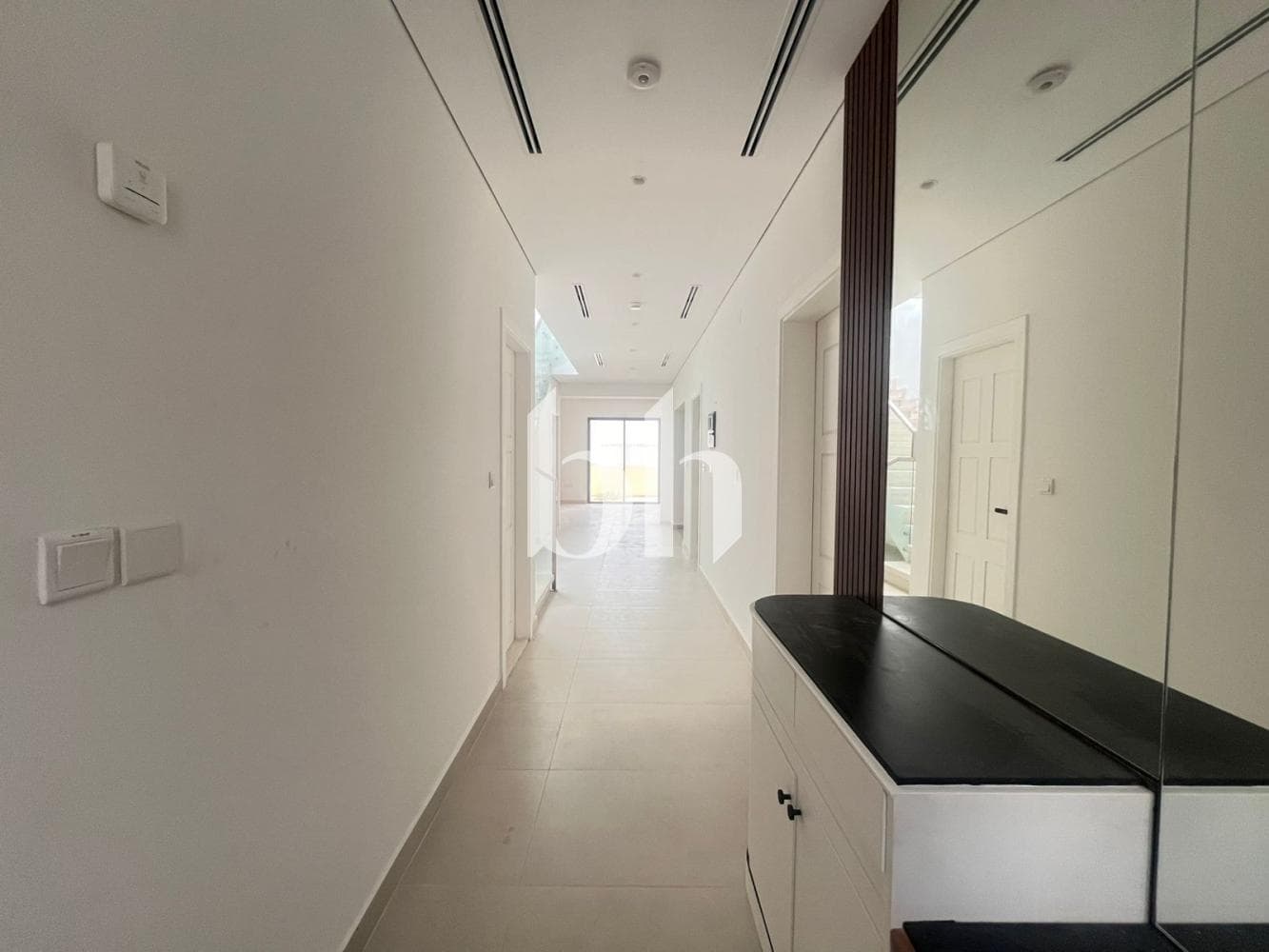 4 Bedrooms Townhouse in Al Furjan West - photo 1