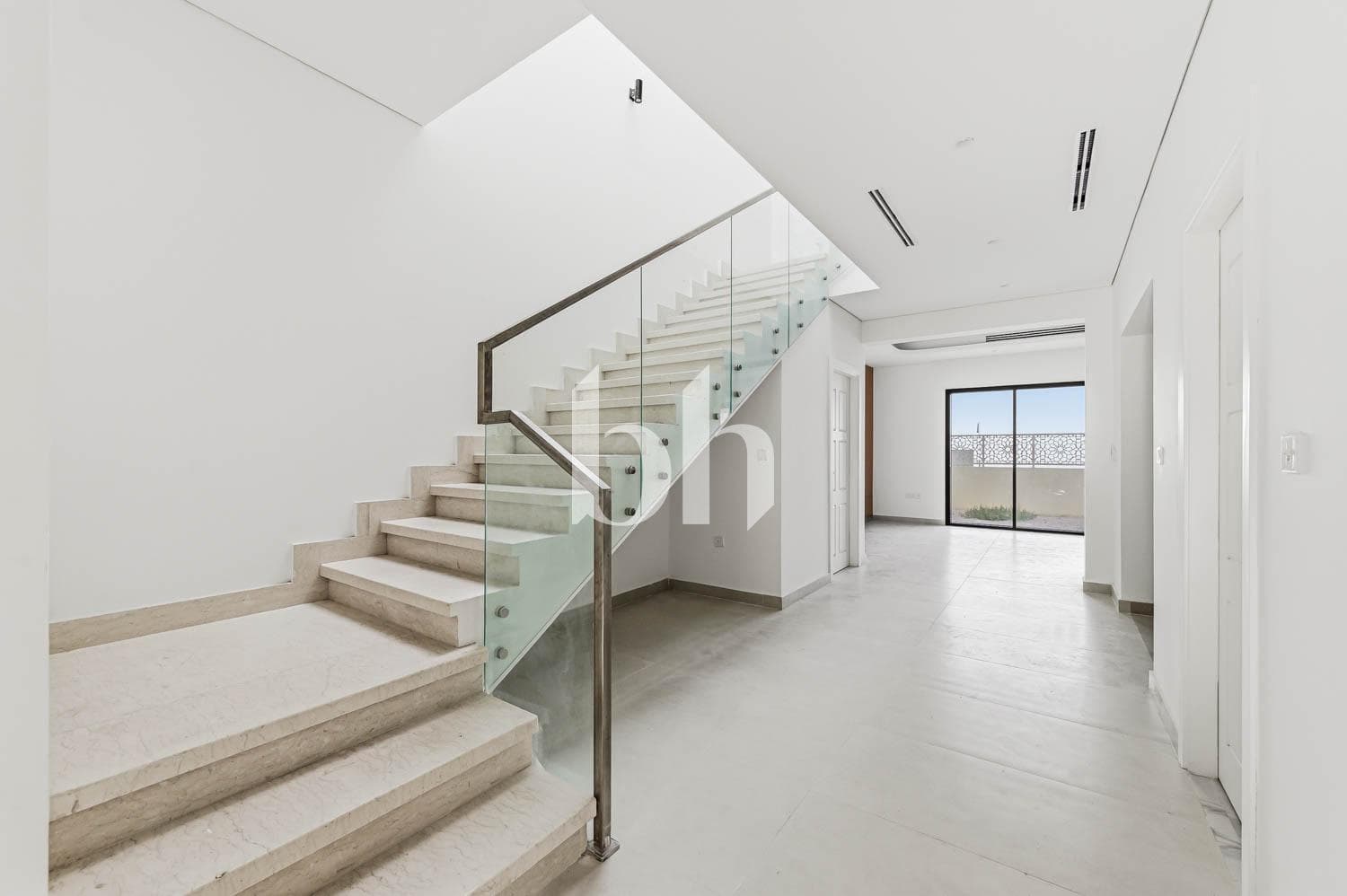 4 Bedroom Townhouse in Al Furjan West - photo 1