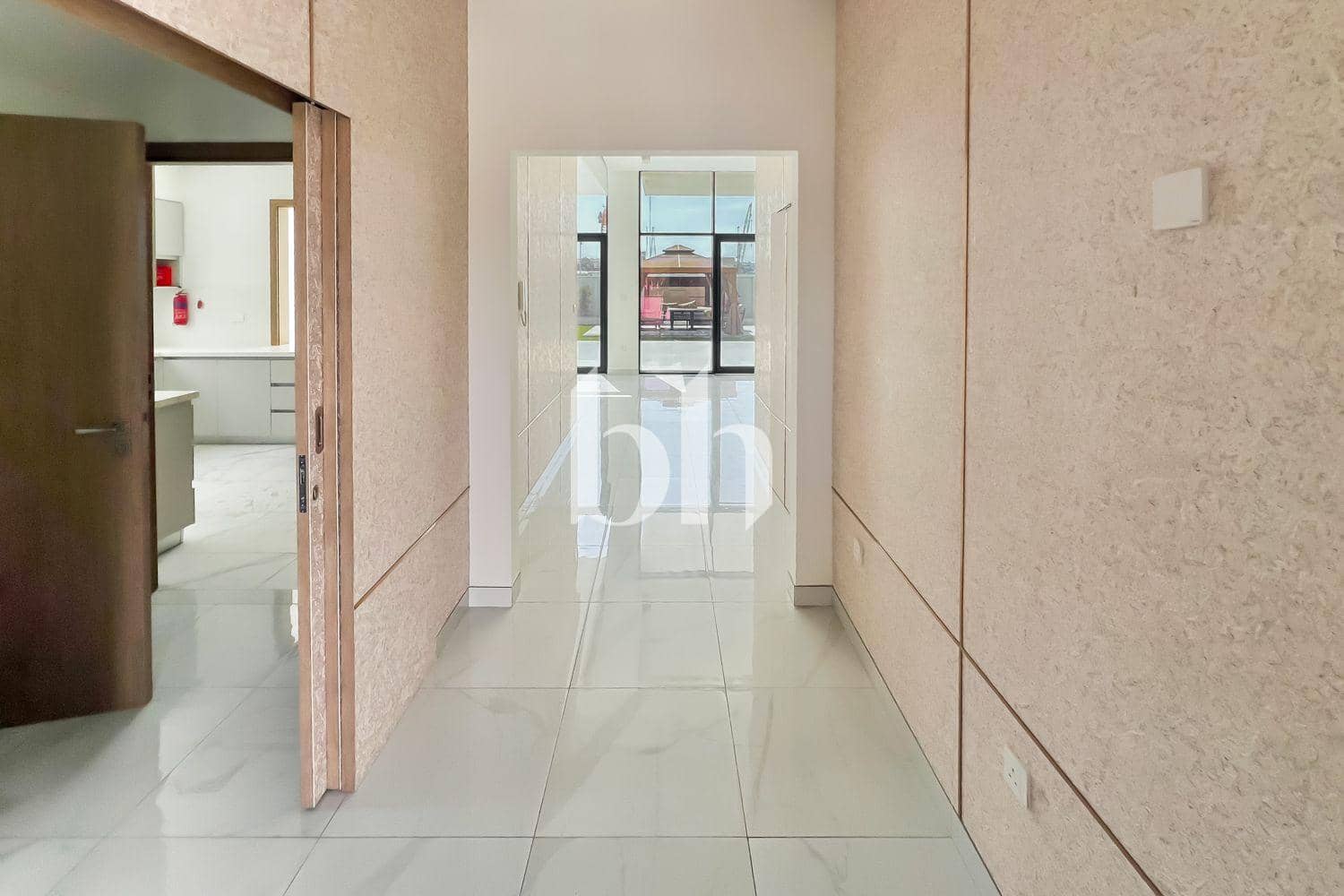 4 Bedroom Villa in Murooj Al Furjan East - photo 1
