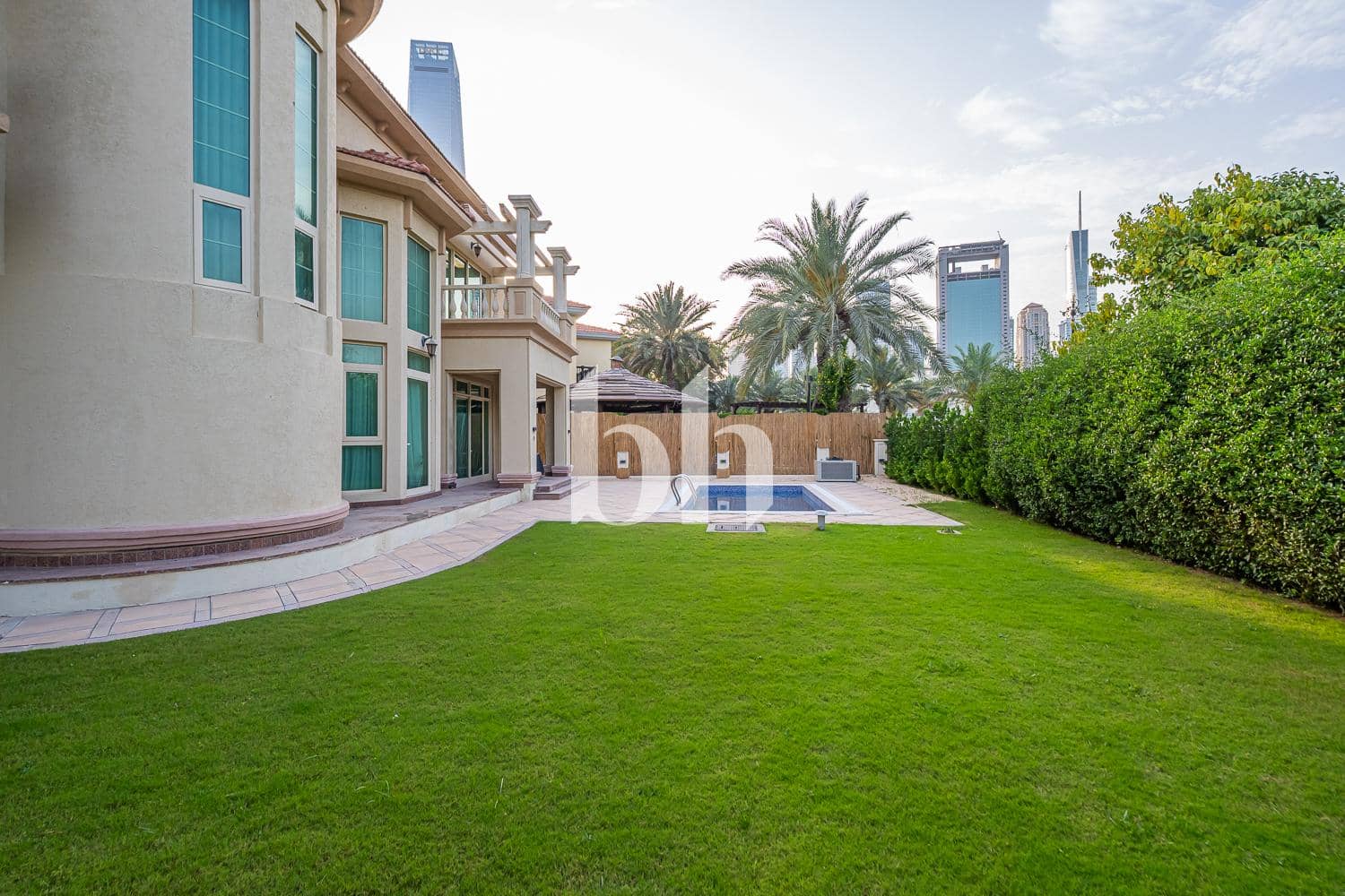 4 Bedroom Villa in Garden Hall - photo 2