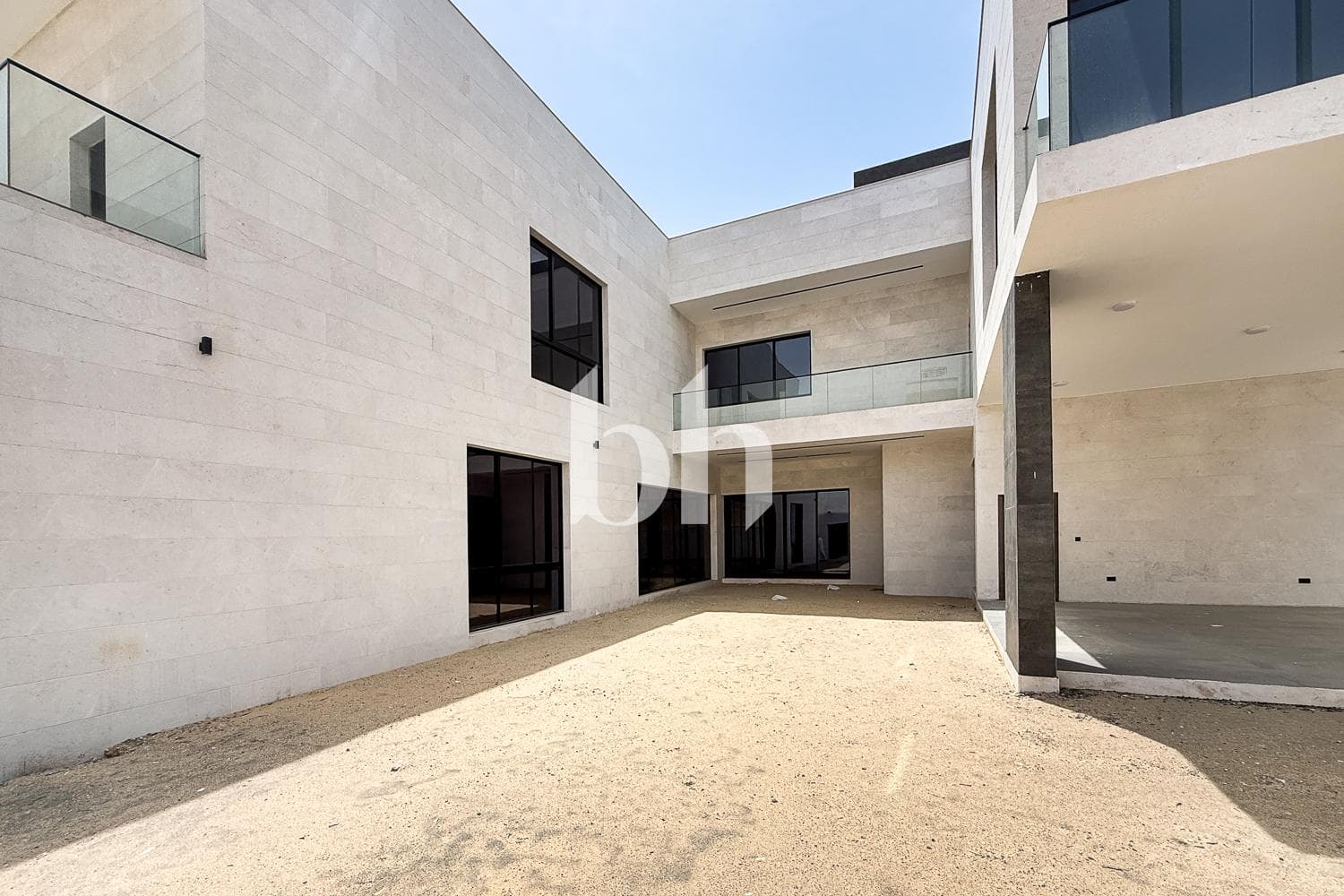 5 Bedroom Villa in Al Barsha 2 Villas - photo 1