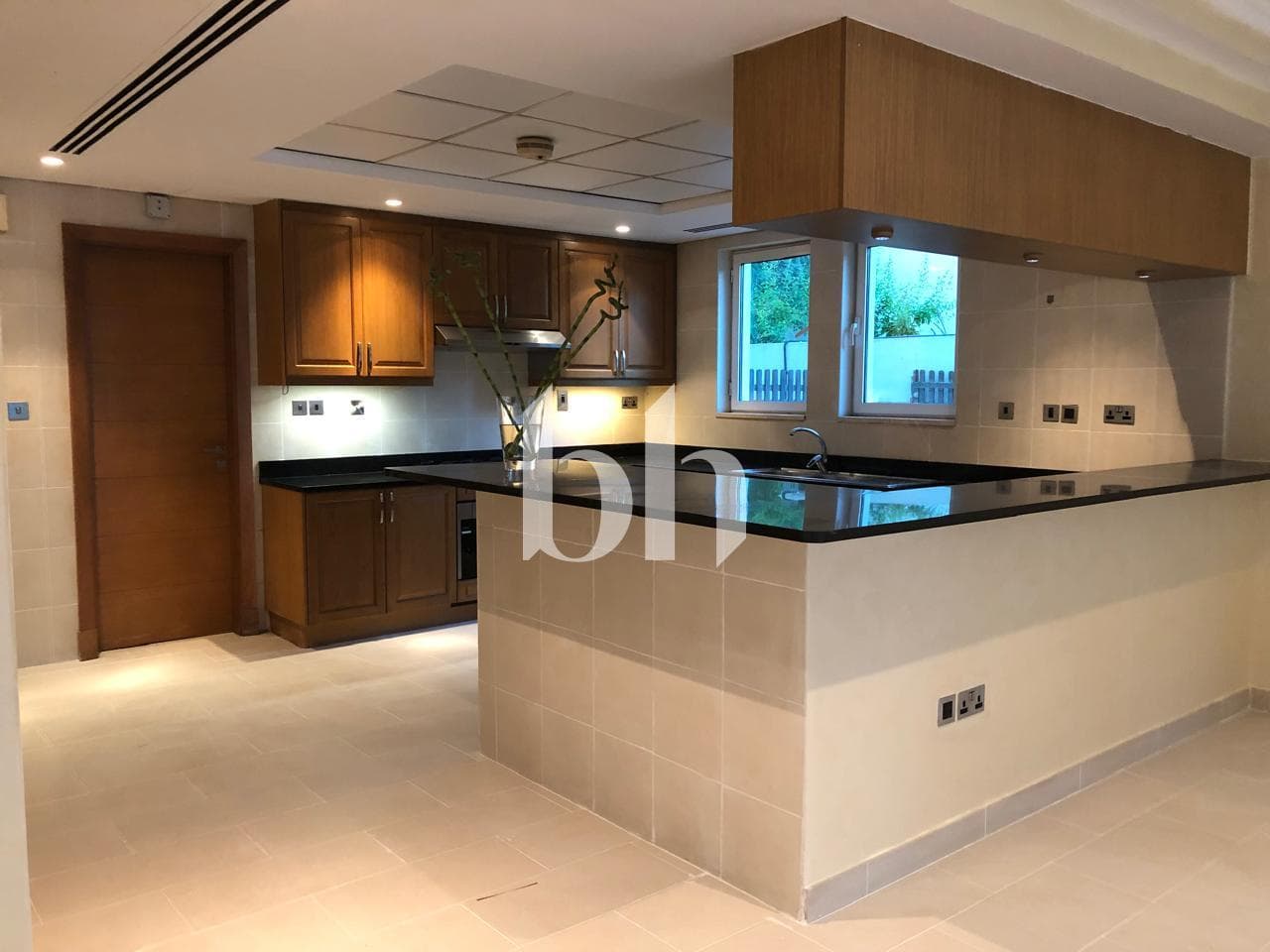 4 Bedroom Villa in District 4 Regional - photo 1