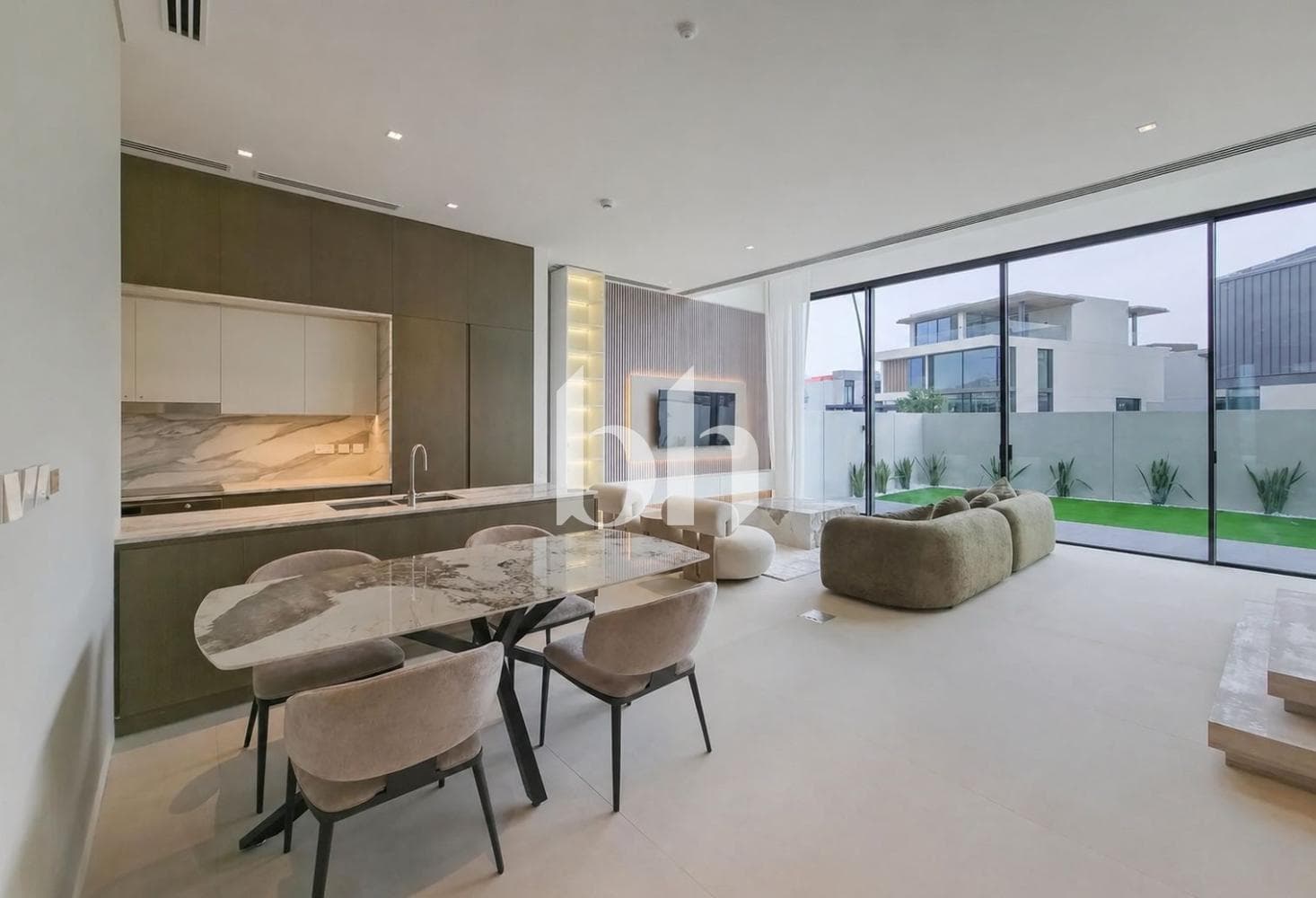 3 Bedroom Apartment in Nad Al Sheba Gardens - Phase 2 - photo 2