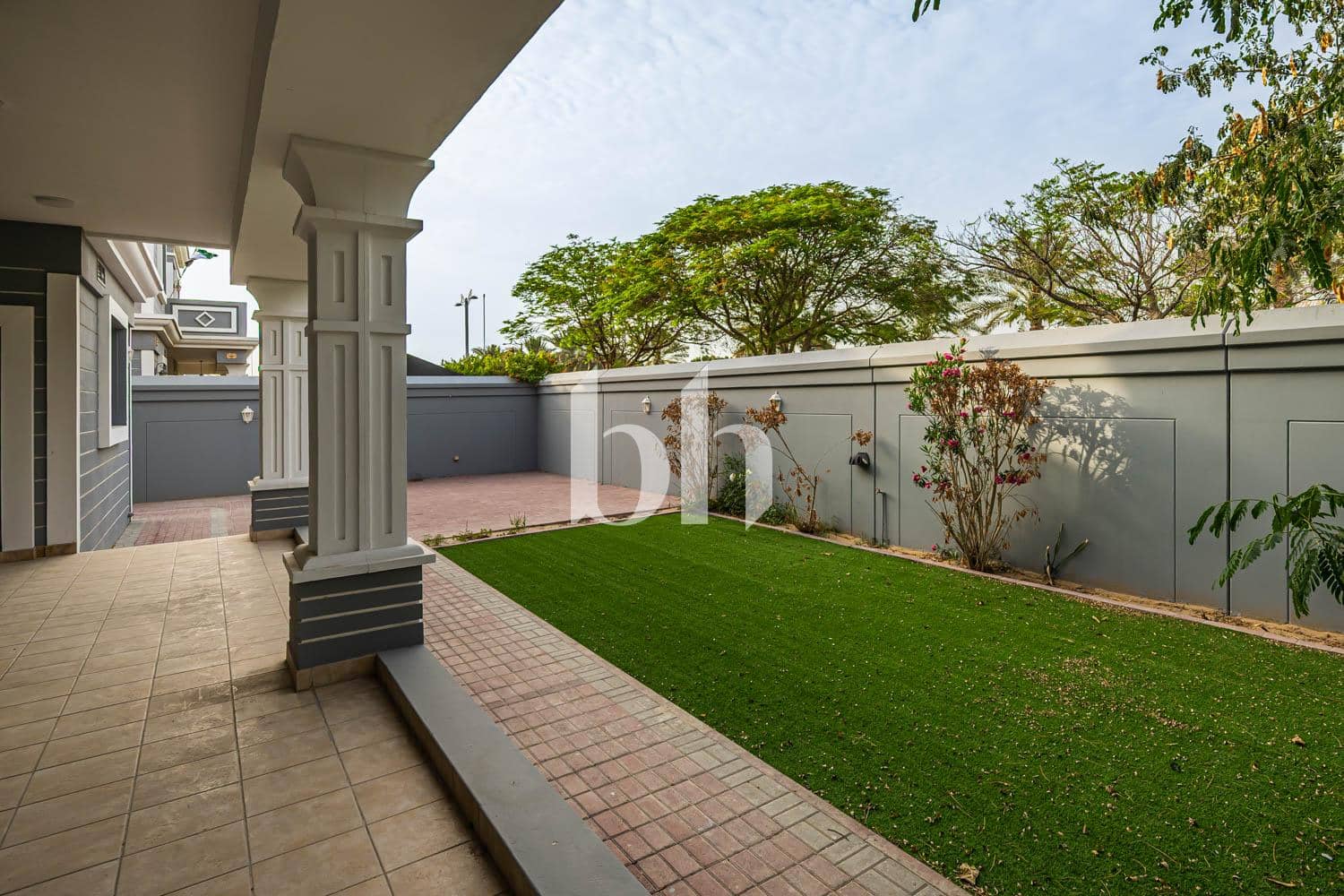 5 Bedroom Villa in Western Residence South - photo 1