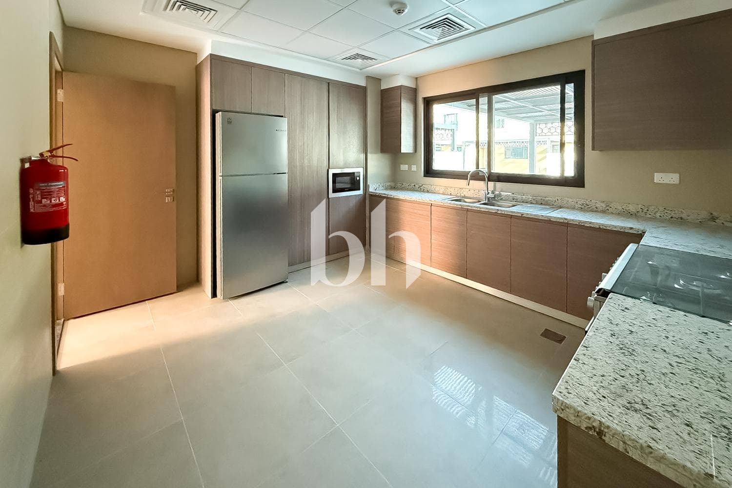 3 Bedroom Townhouse in Sharjah Sustainable City - photo 1