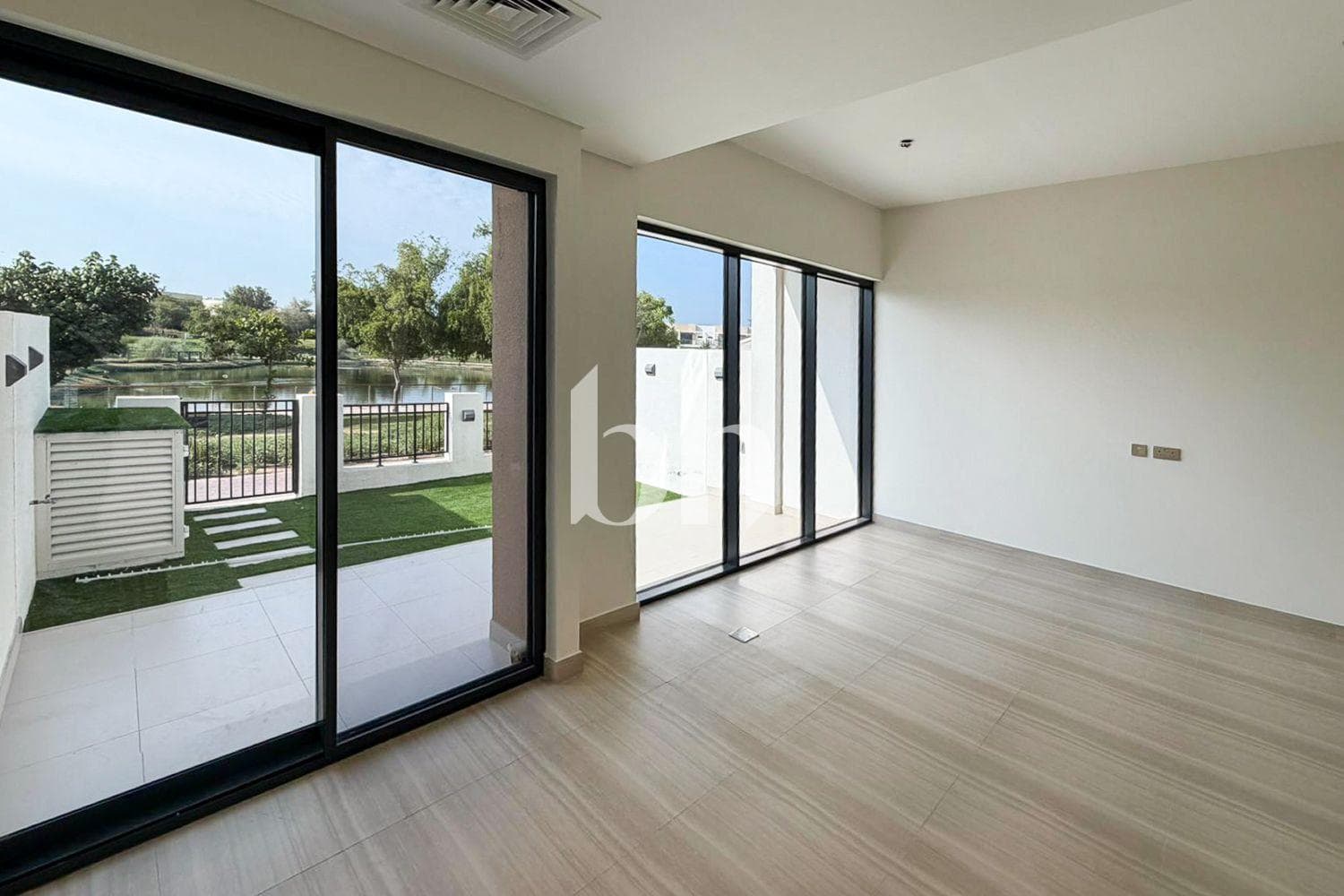 4 Bedroom Villa in Rockwood - photo 1