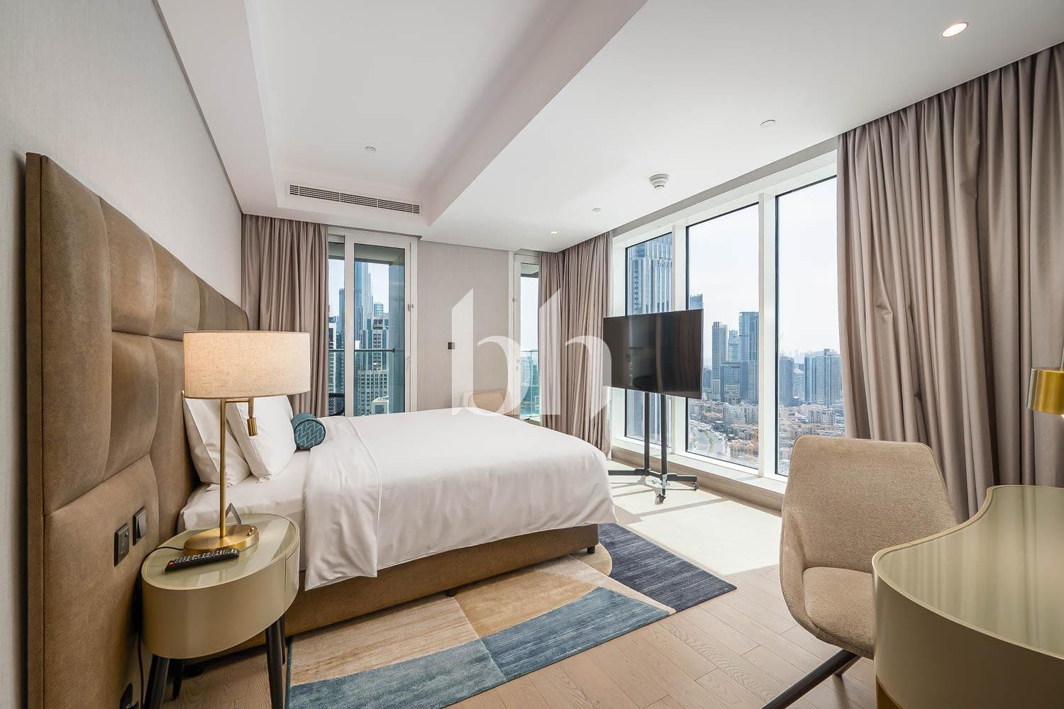 3 Bedroom Apartment in SAAS Tower - photo 2