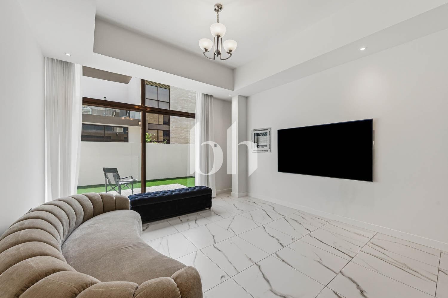 4 Bedroom Townhouse in Elie Saab VIE Townhouses - photo 2