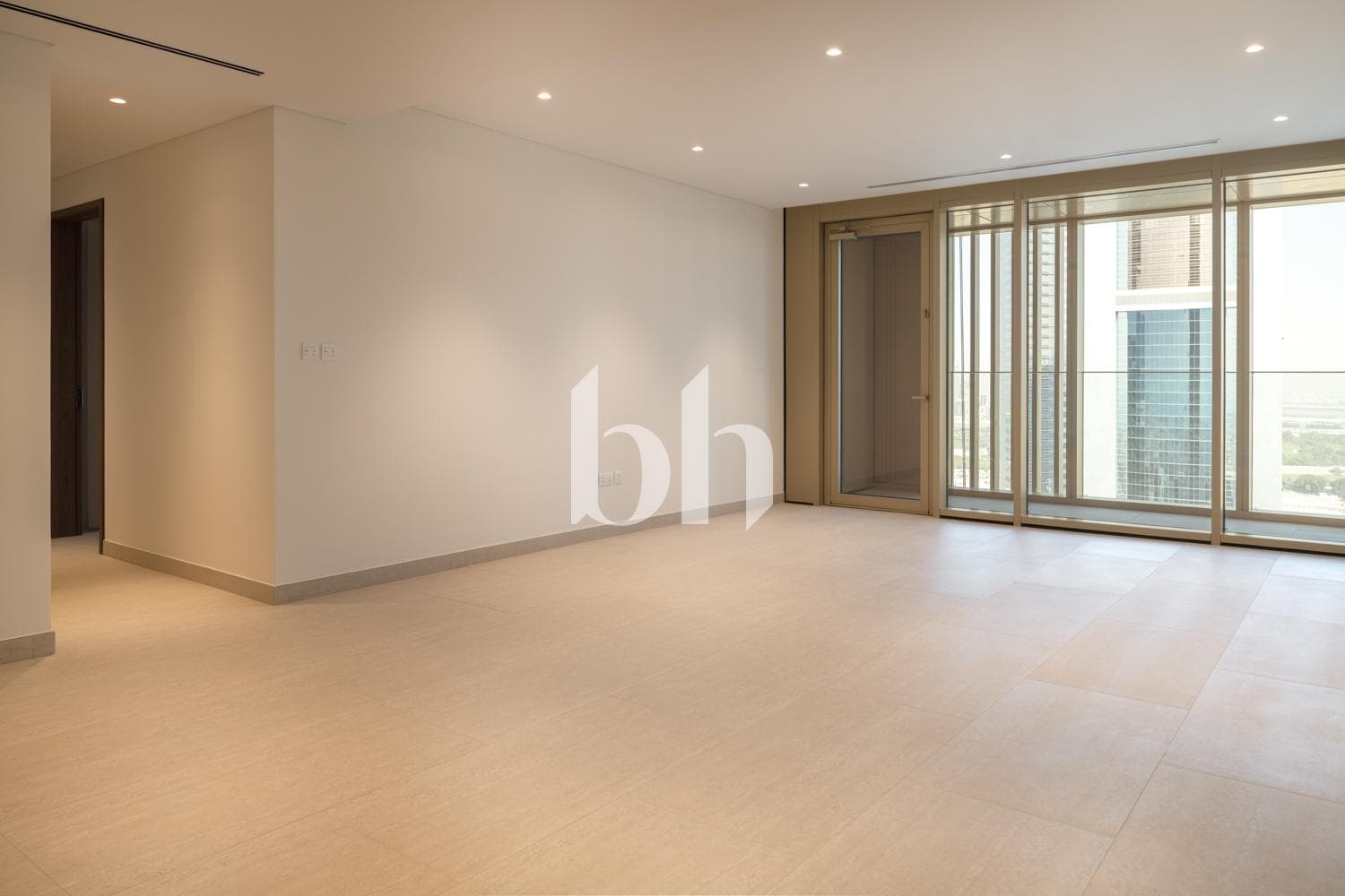 2 Bedroom Apartment in City Tower (New)