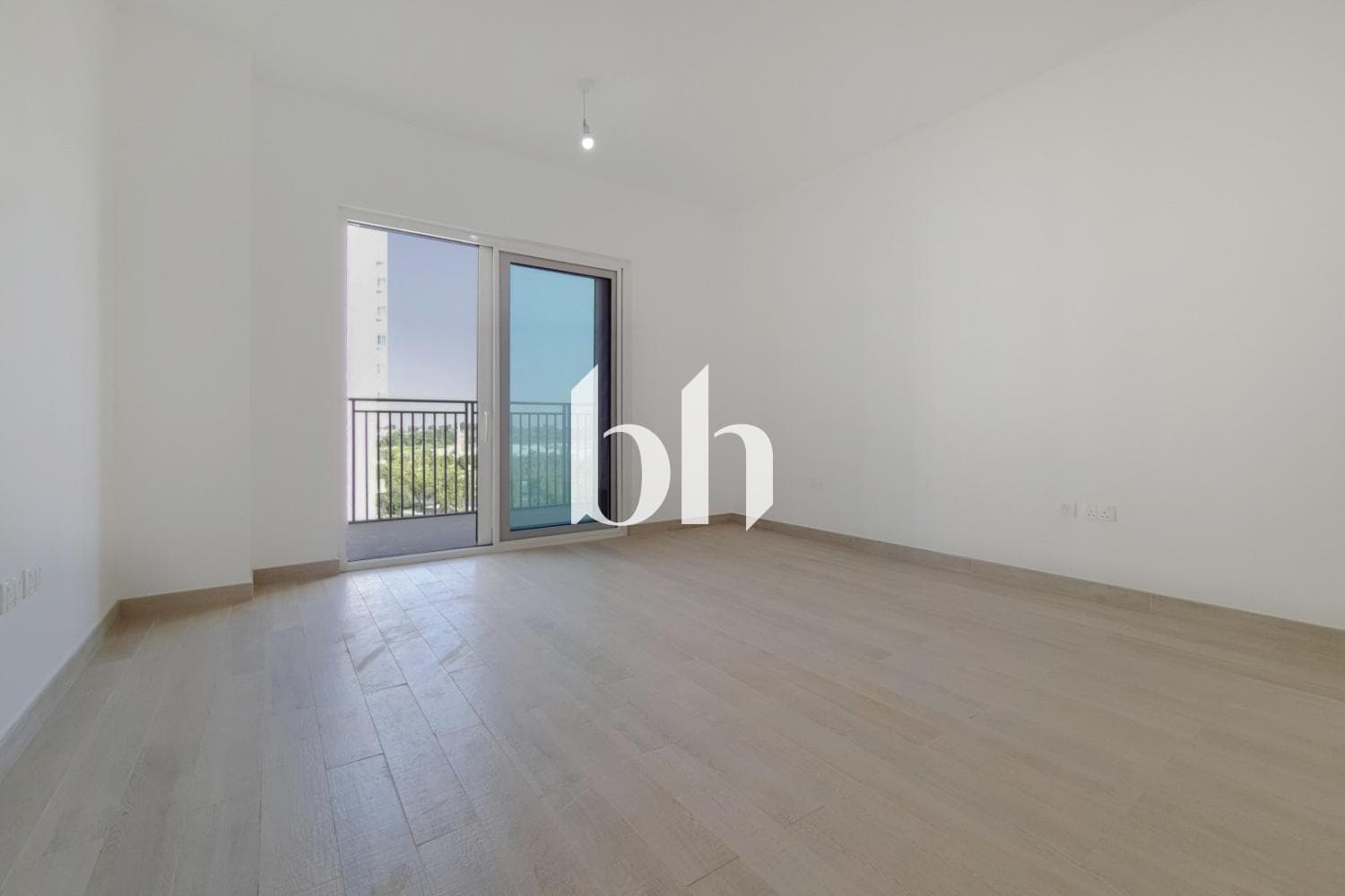 2 Bedroom Apartment in Waters Edge - photo 2